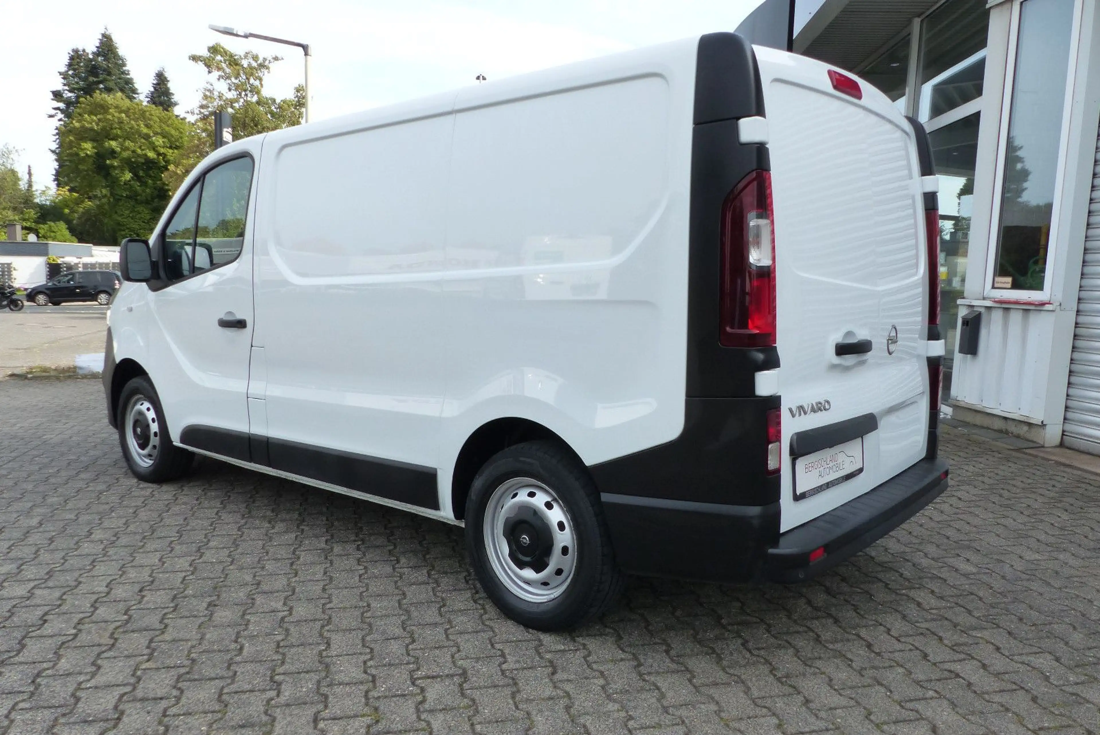 Opel Vivaro B 2,9t, Klima, Tempomat, PDC, Navi — photo 8