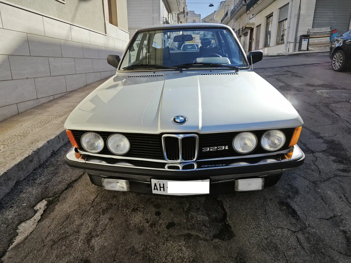 BMW 323 2300 6 cilindri Silber - 1
