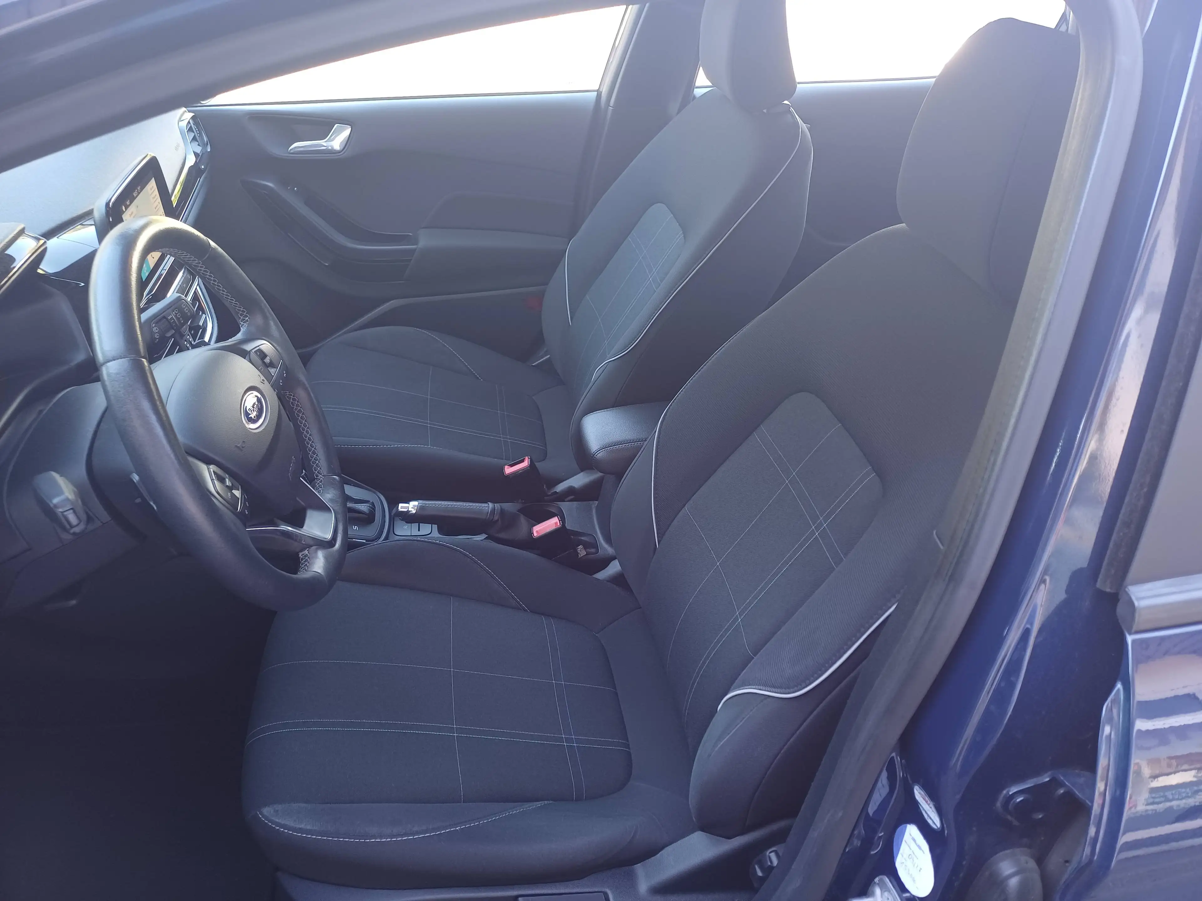 Ford Fiesta Cool — photo 10
