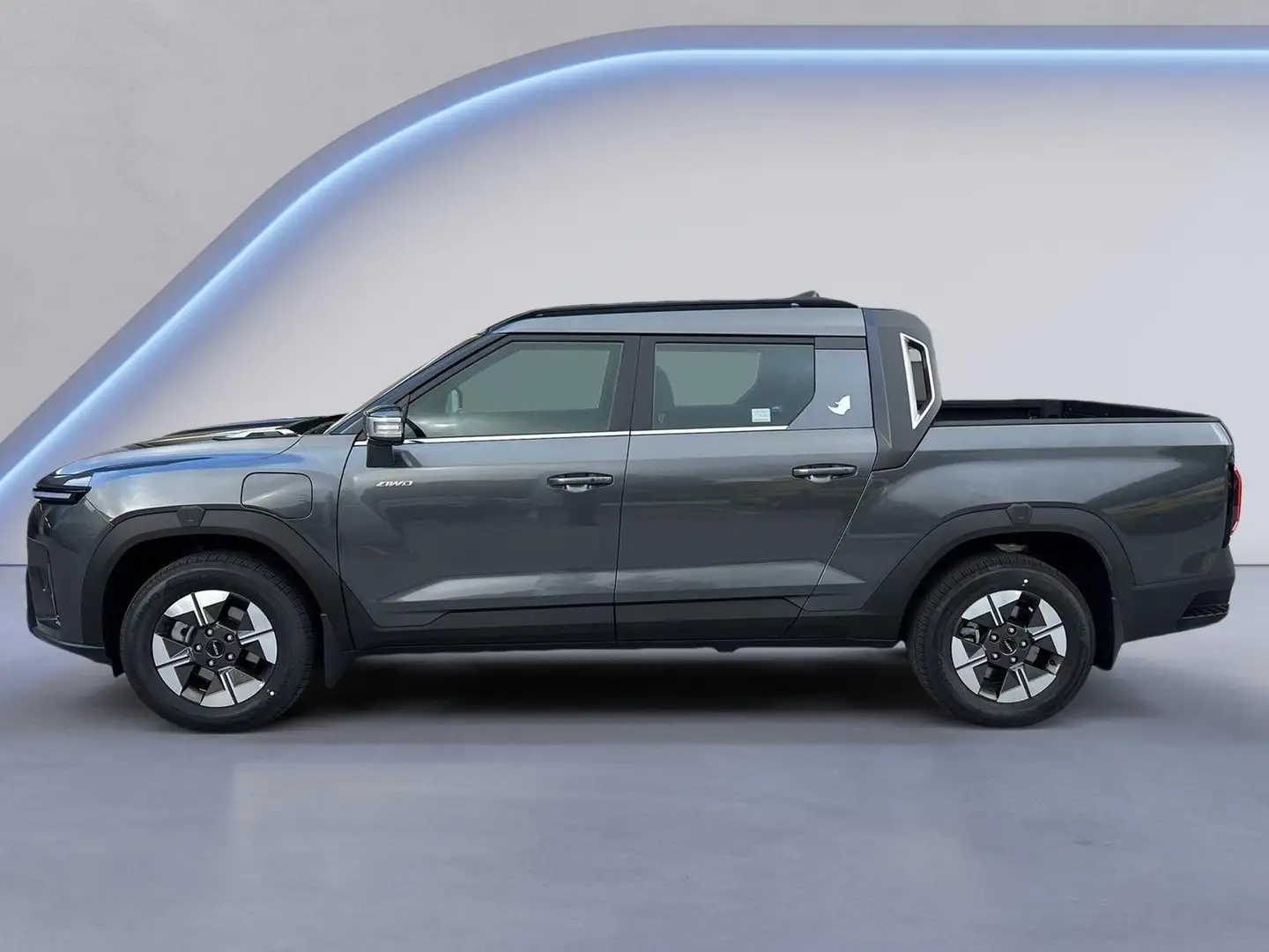 KGM Musso Elektro Allrad mit 237 PS Grau - 1