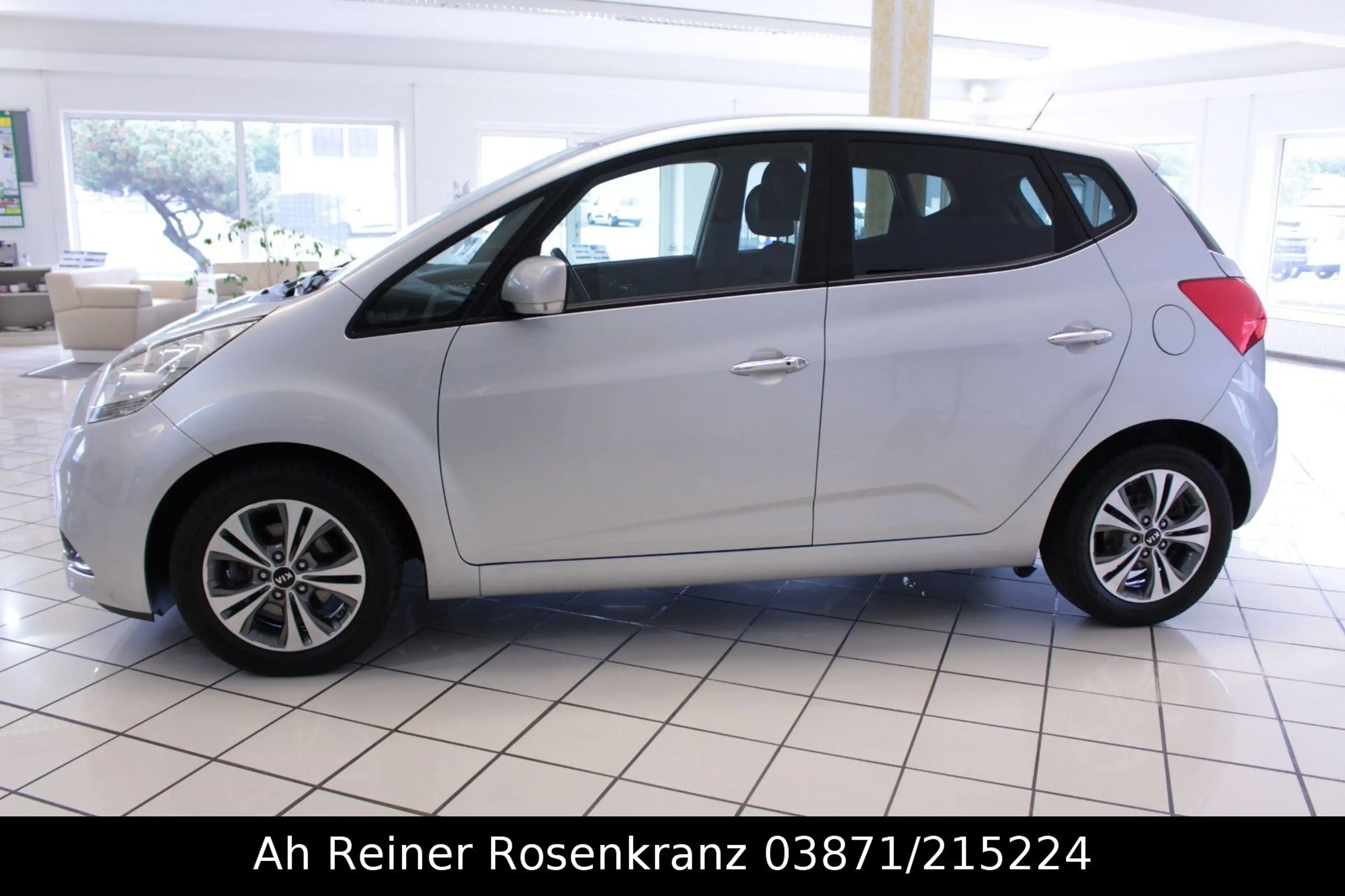 Kia Venga Dream Team Automatik Navi Sitzheiz.TÜV neu — photo 5