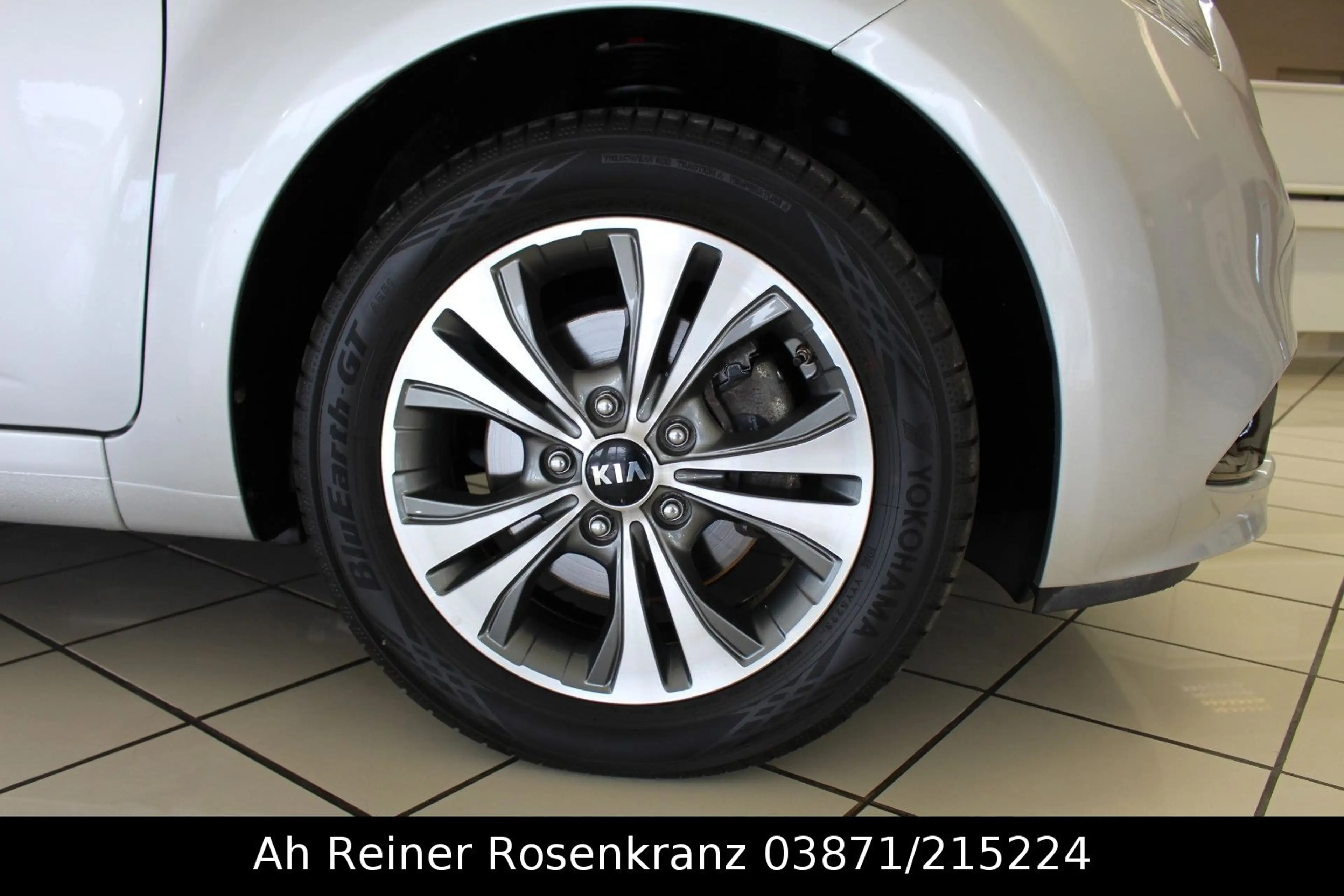 Kia Venga Dream Team Automatik Navi Sitzheiz.TÜV neu — photo 9