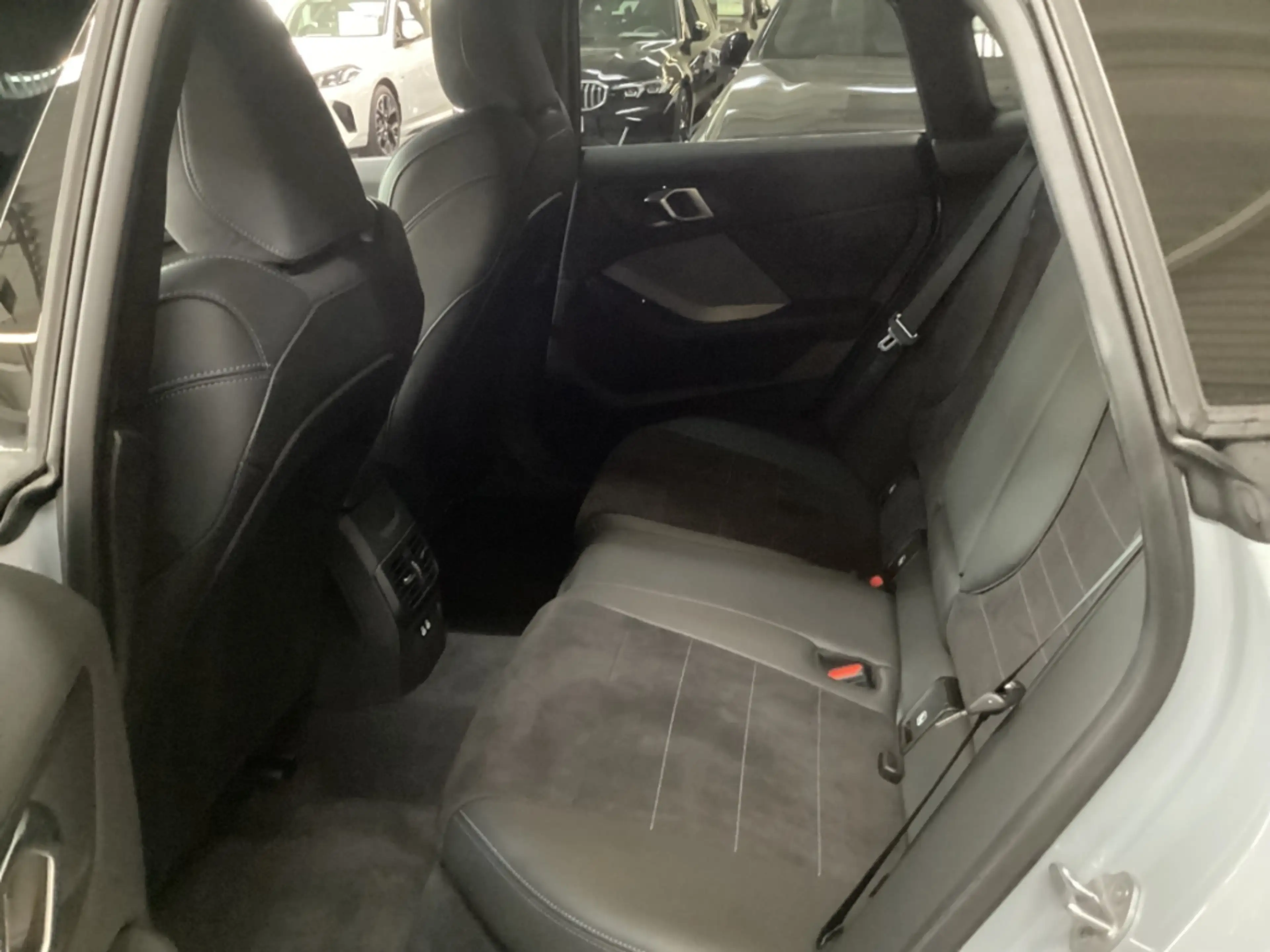 BMW 220 Gran Coupe i M Sport 18'' IconGlow AHK HUD Memory — photo 10
