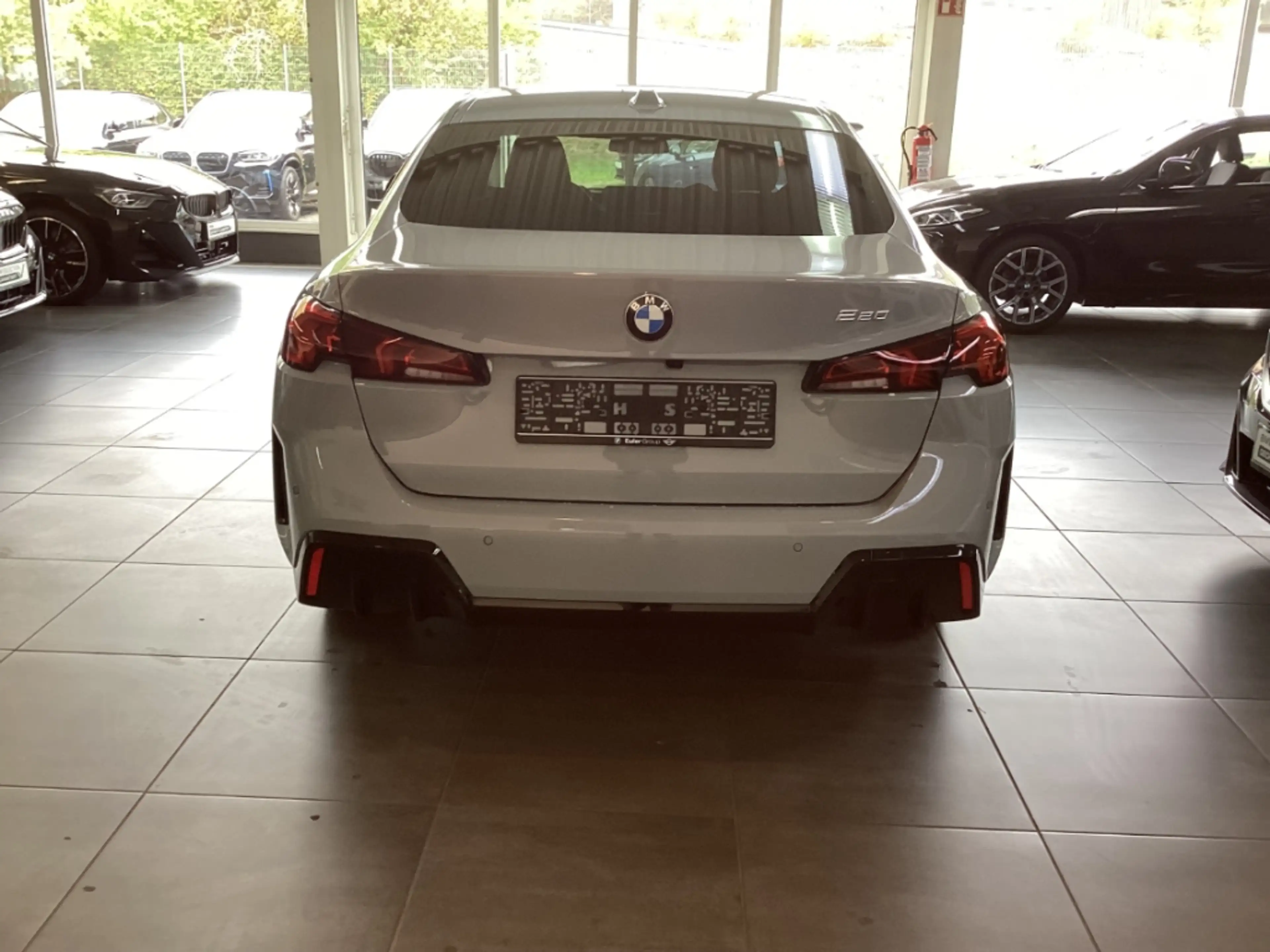 BMW 220 Gran Coupe i M Sport 18'' IconGlow AHK HUD Memory — photo 4