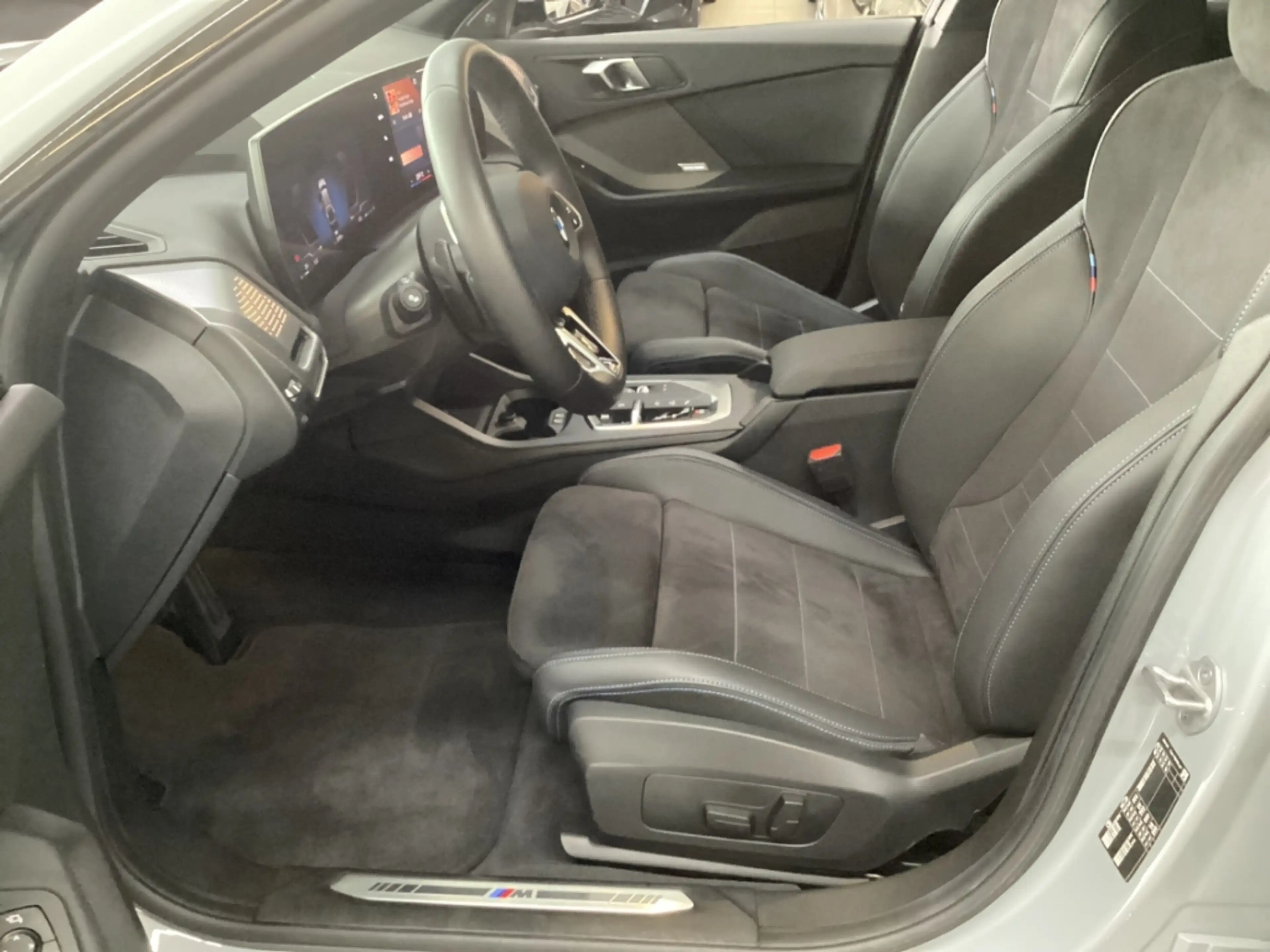BMW 220 Gran Coupe i M Sport 18'' IconGlow AHK HUD Memory — photo 9