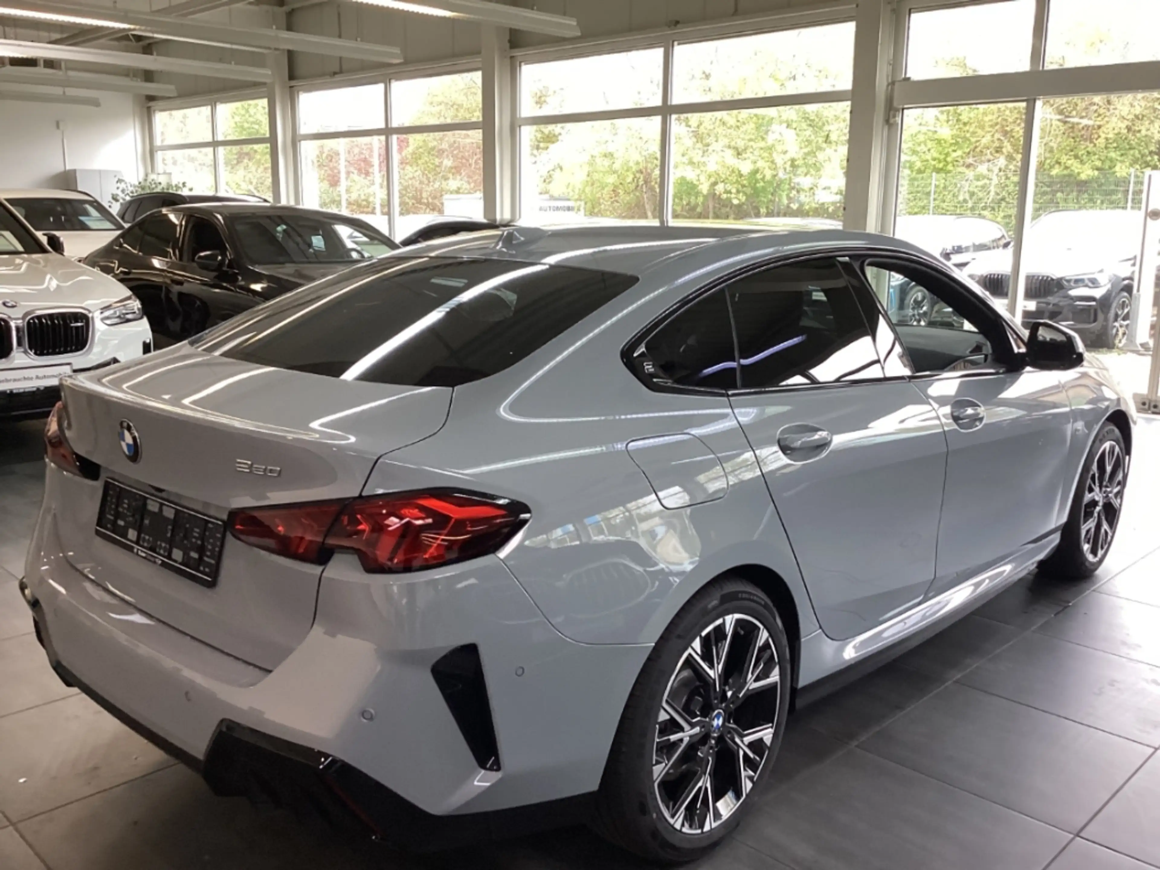 BMW 220 Gran Coupe i M Sport 18'' IconGlow AHK HUD Memory — photo 5