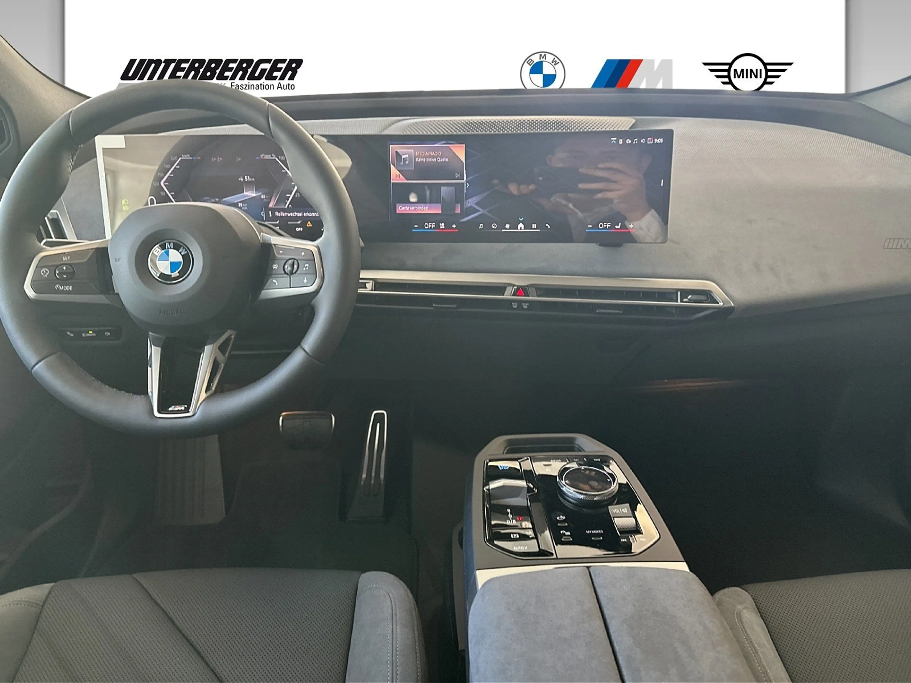 BMW iX xDrive45 BMW iX iX xDrive45 I20 — photo 11