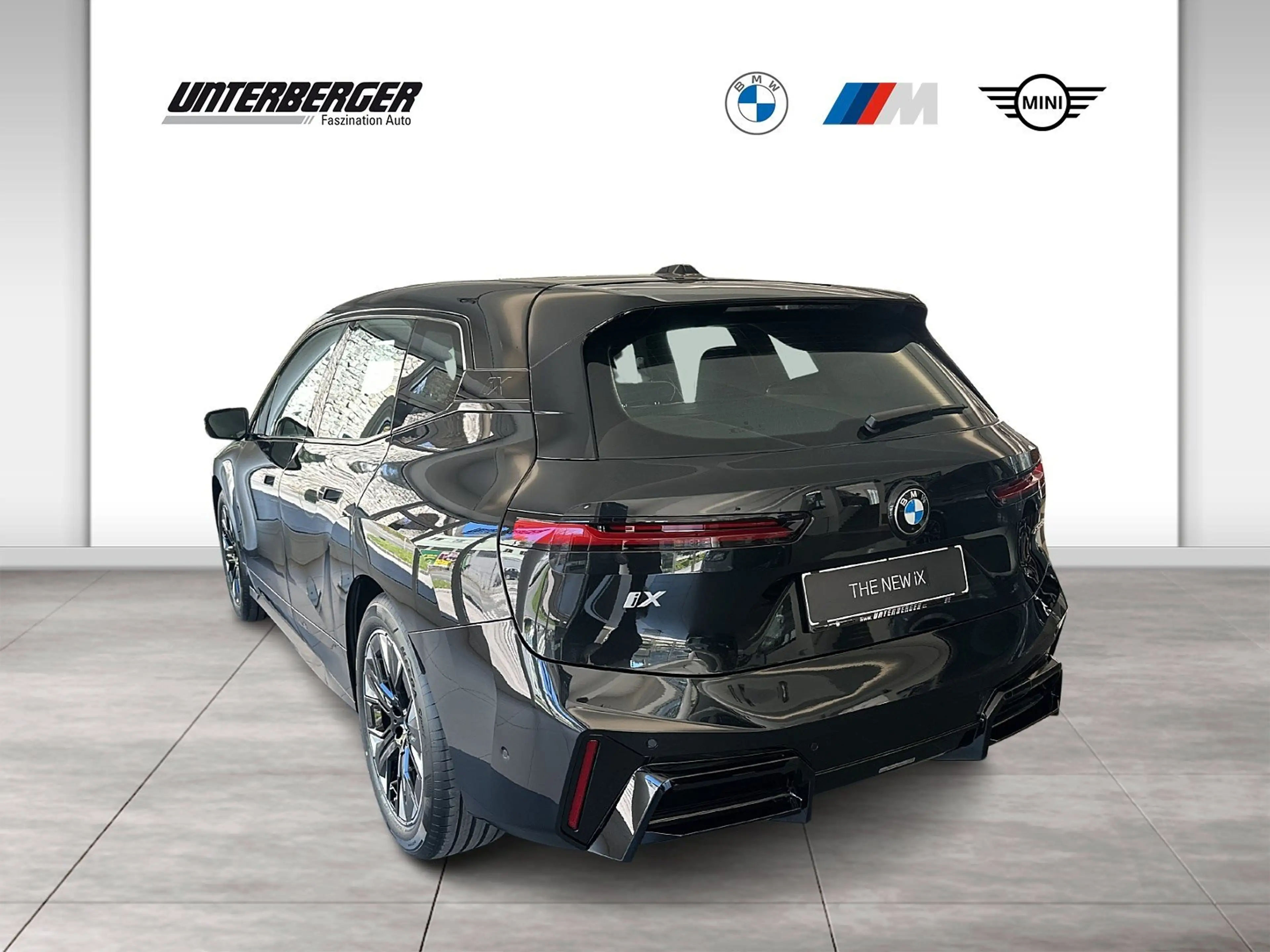 BMW iX xDrive45 BMW iX iX xDrive45 I20 — photo 8