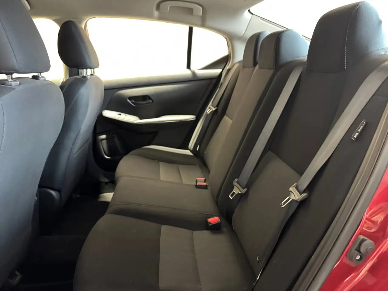 Nissan Sentra снимка Nissan Sentra