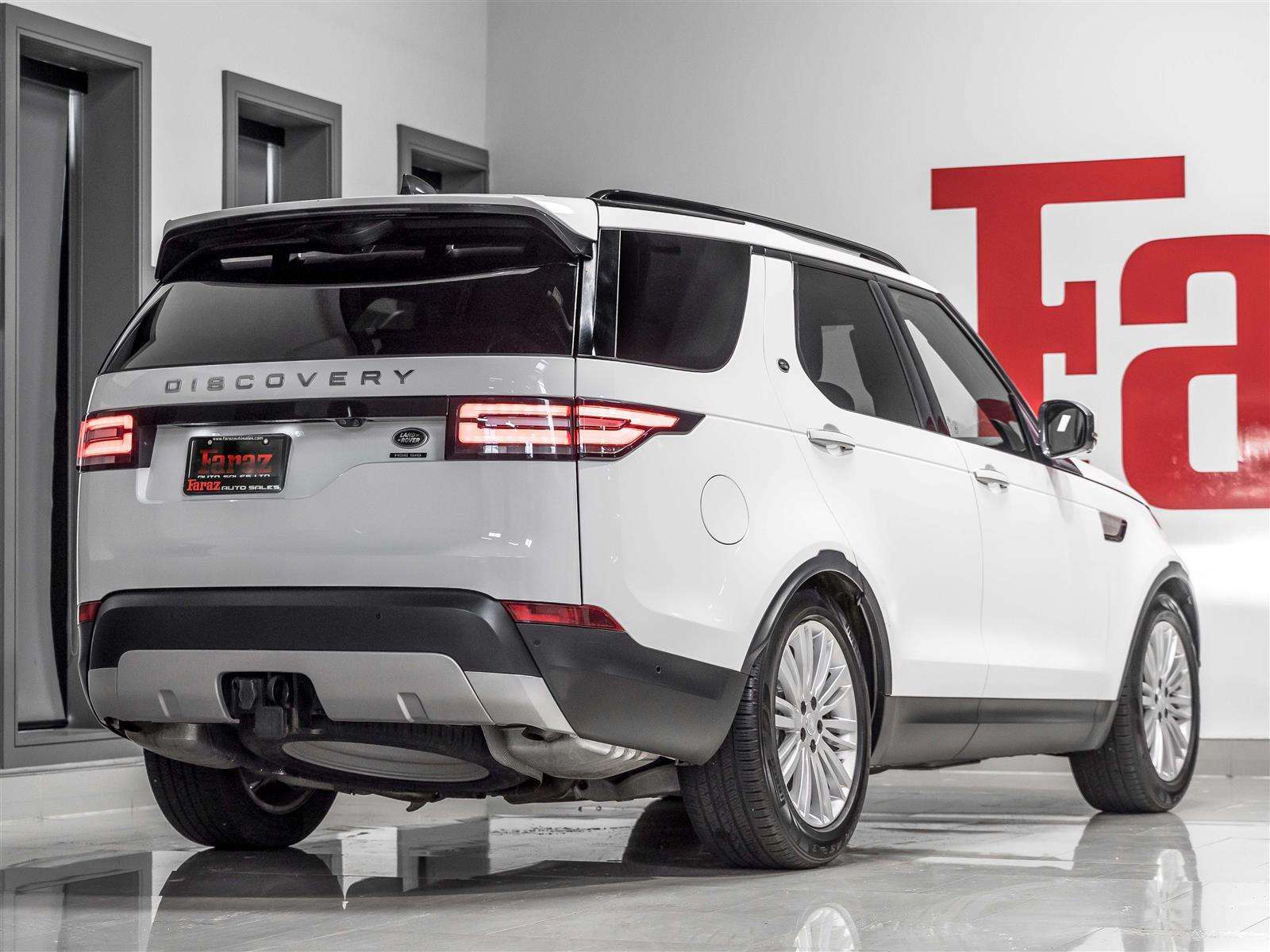 2018 Land Rover Discovery 5