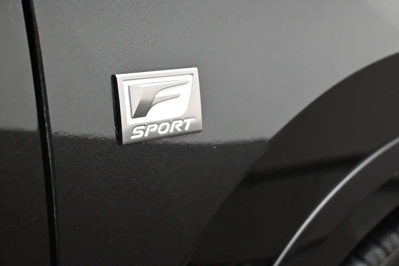 Lexus NX снимка Lexus NX