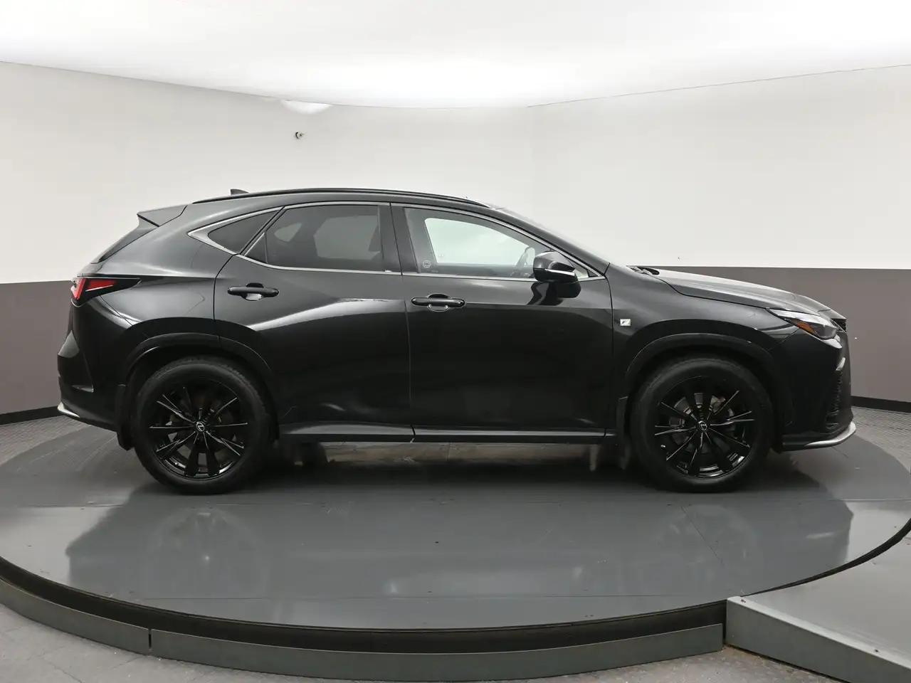 Lexus NX снимка Lexus NX