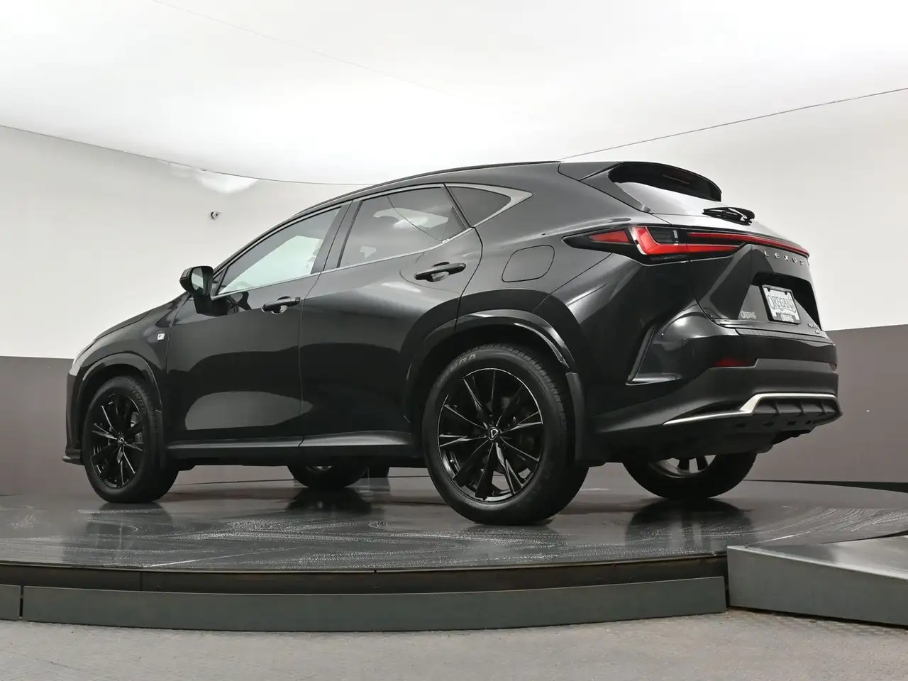 Lexus NX снимка Lexus NX