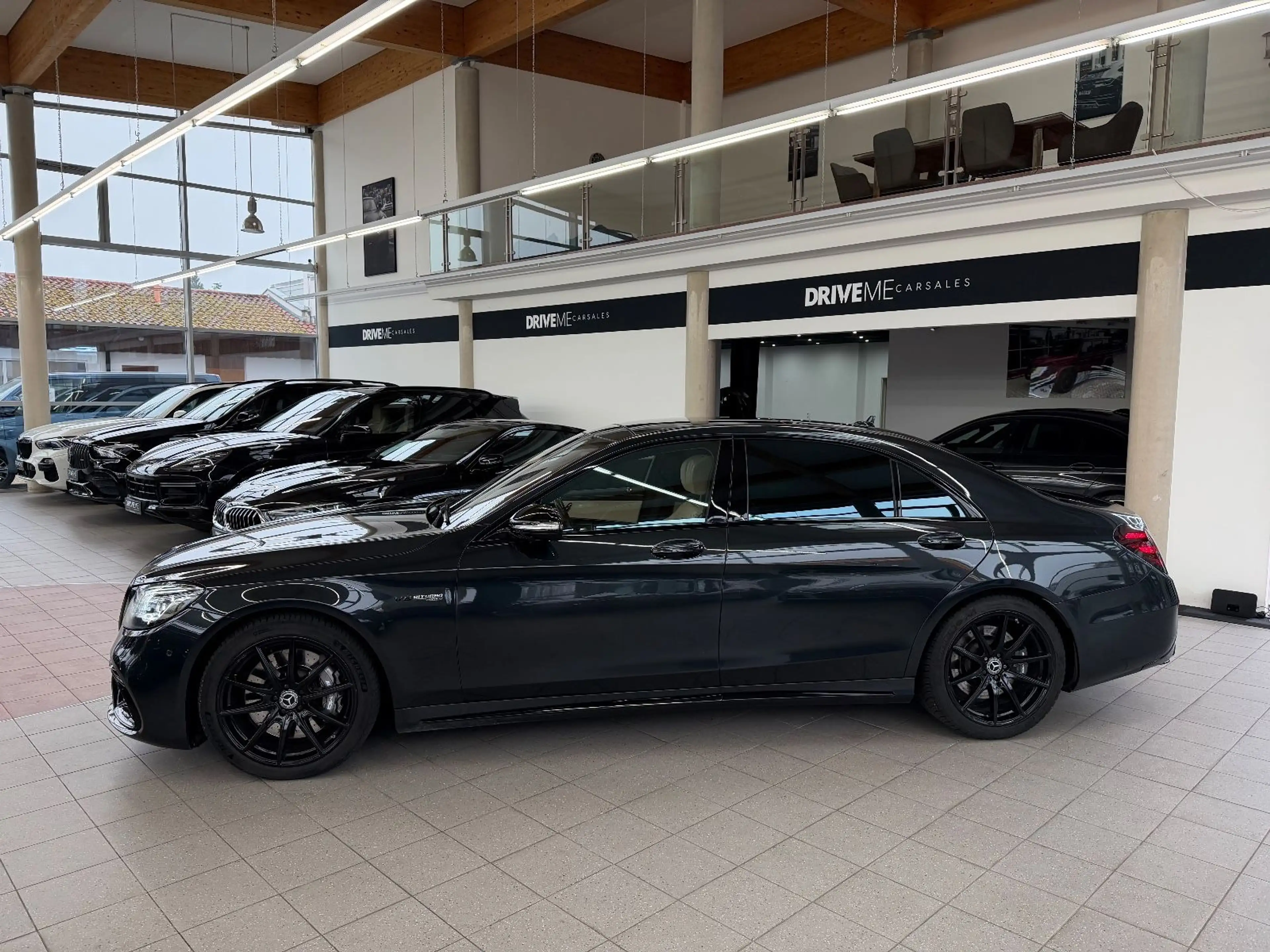 Mercedes-Benz S 63 AMG S 4Matic+ L AMG Drivers Paket — photo 3