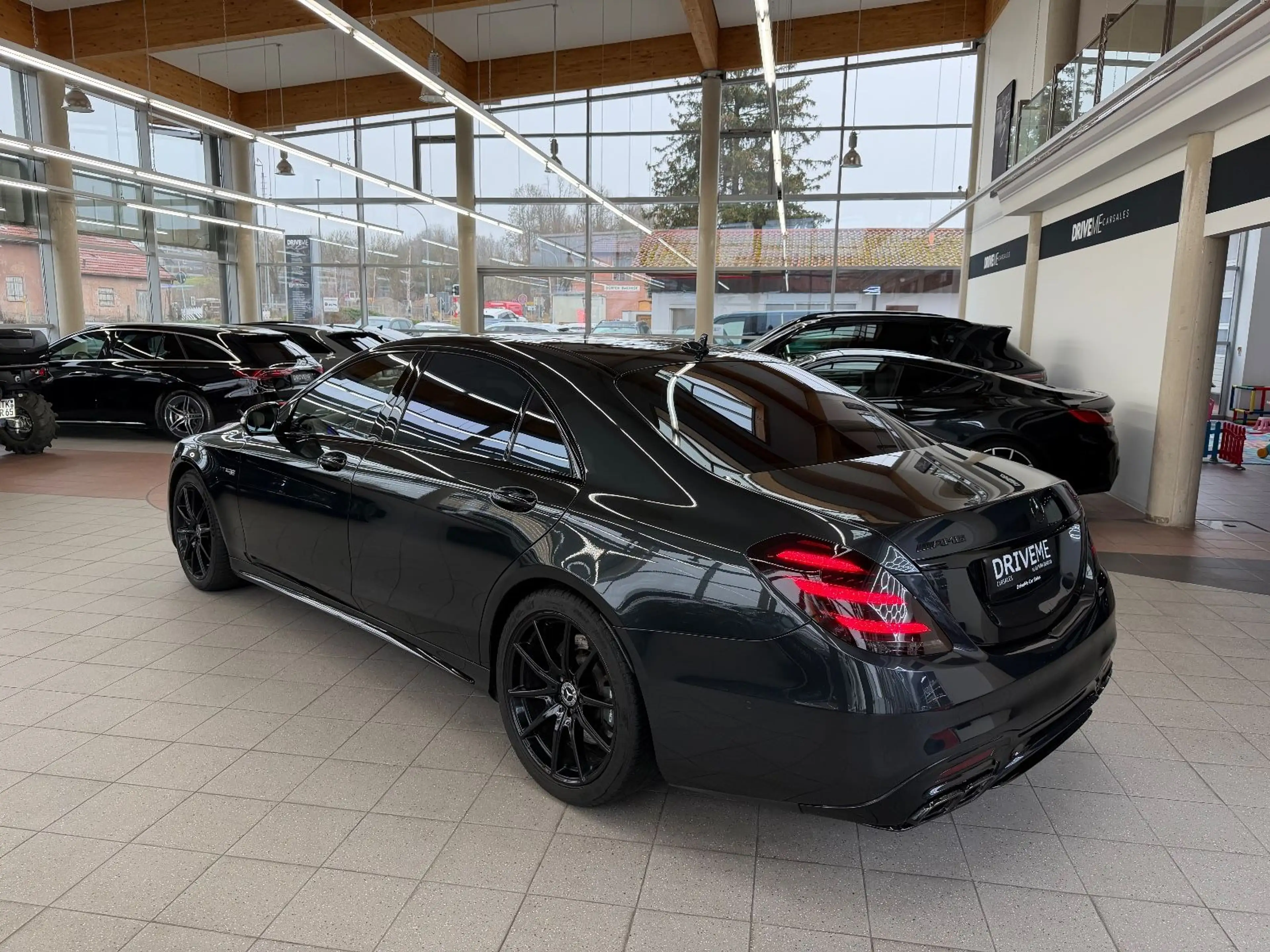 Mercedes-Benz S 63 AMG S 4Matic+ L AMG Drivers Paket — photo 4