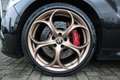 Alfa Romeo Giulia 2.9 V6 Quadrifoglio | CARBON-PACK | APPLE CARPLAY Zwart - thumbnail 12
