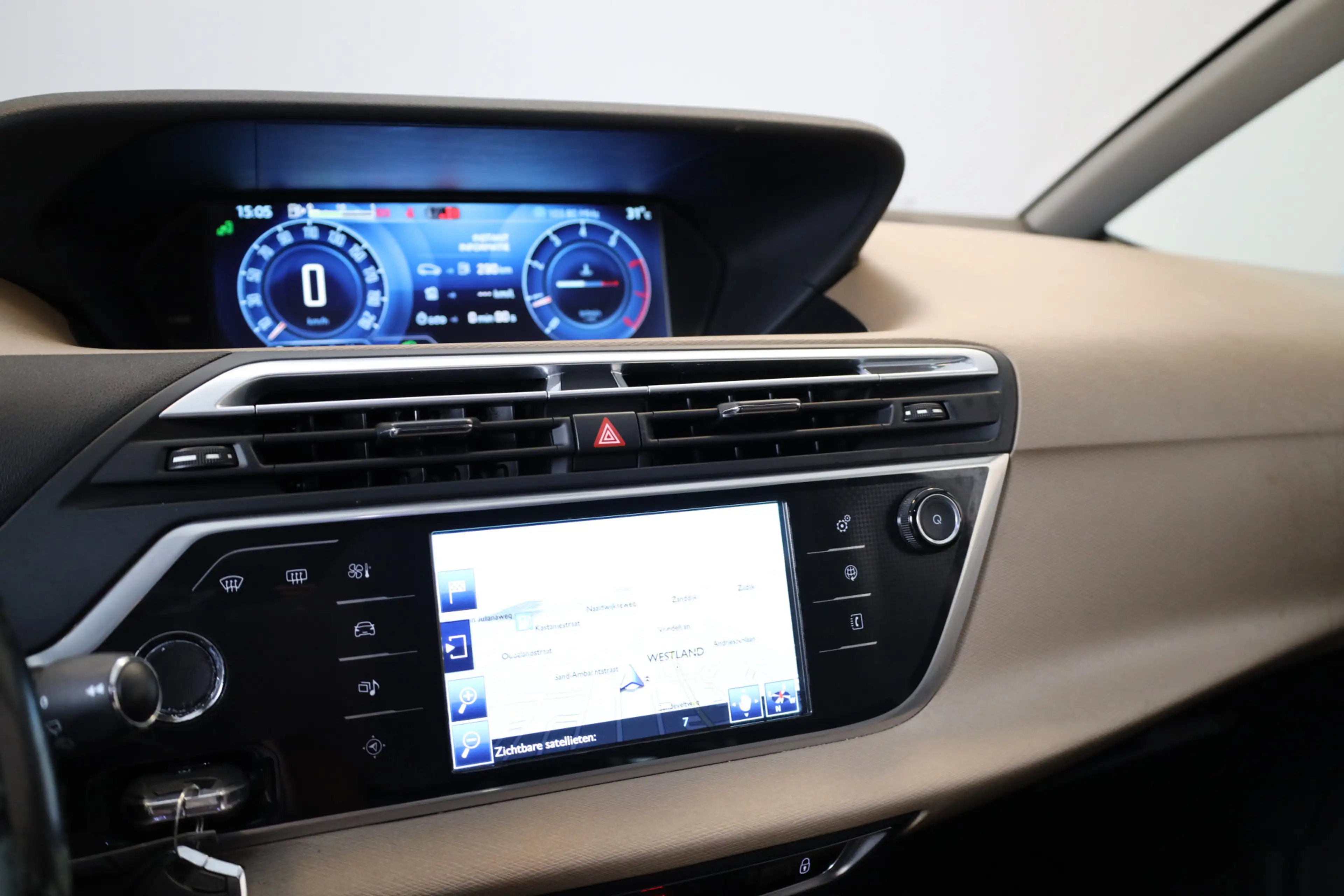 Citroen Grand C4 Picasso THP 165 Exclusive Automaat Vol leer | trekhaak | N — photo 25