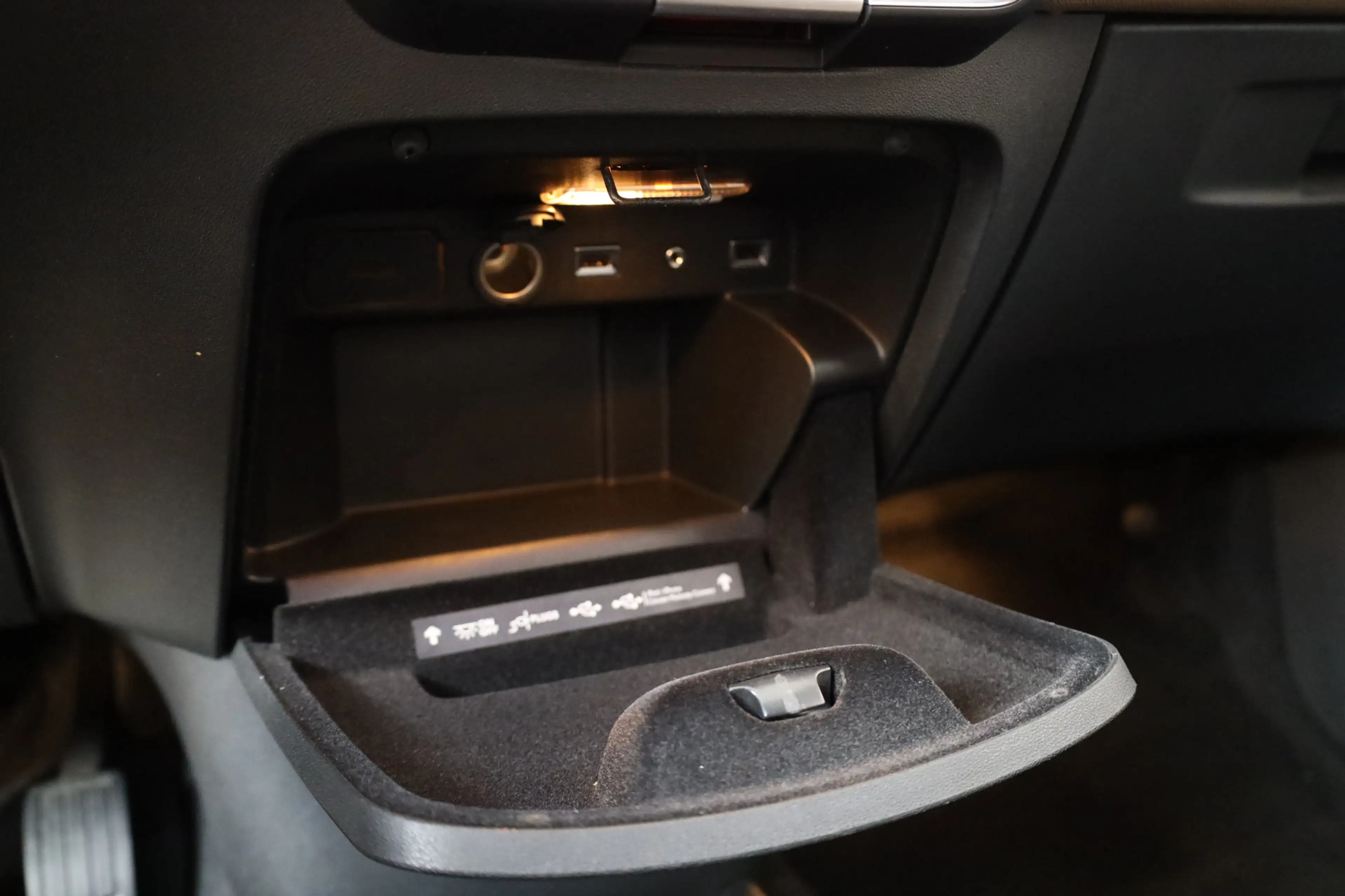 Citroen Grand C4 Picasso THP 165 Exclusive Automaat Vol leer | trekhaak | N — photo 29