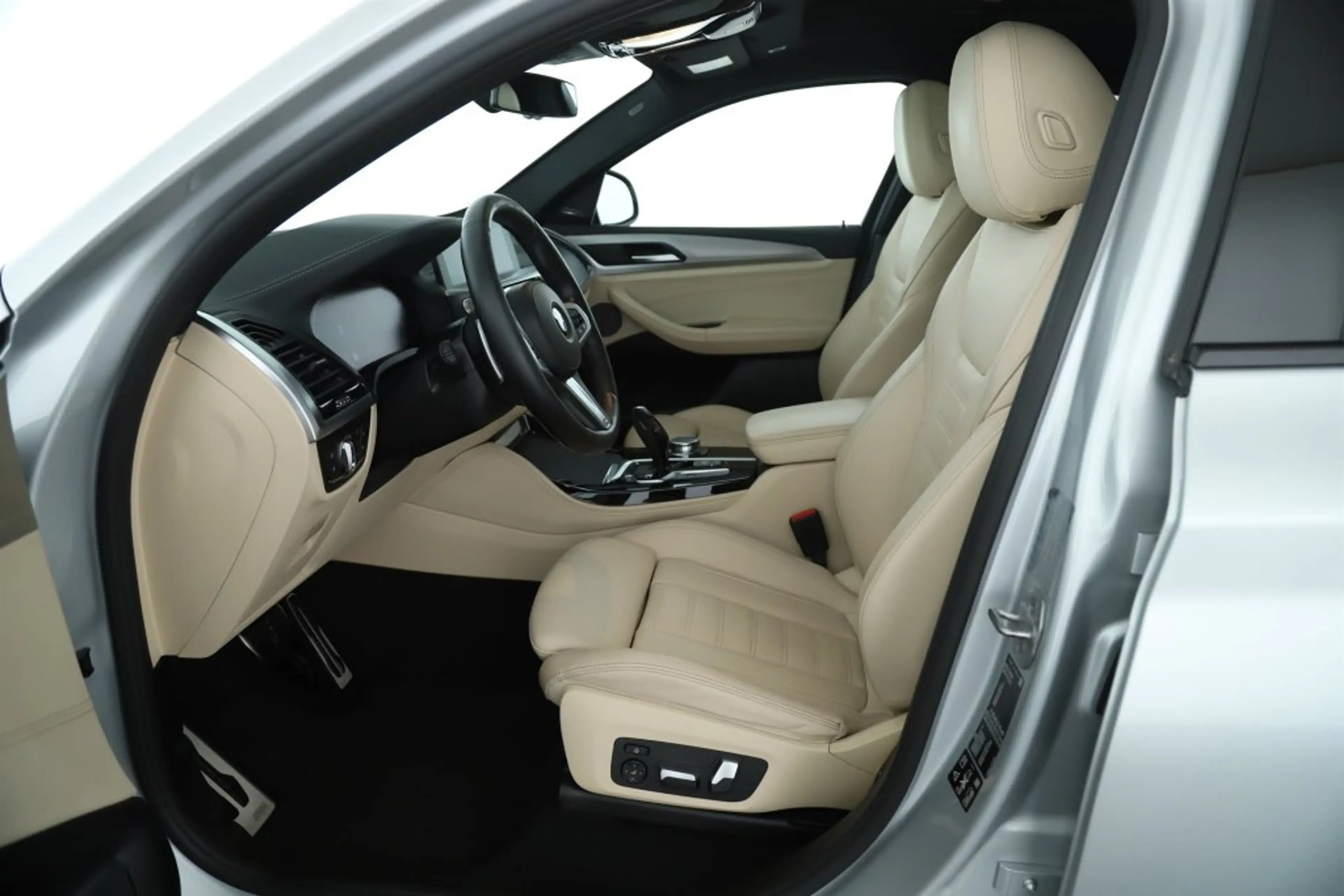 BMW X4 xDrive20d Autom M-SPORT NAVI LED PANO 21 ZOLL HUD — photo 10