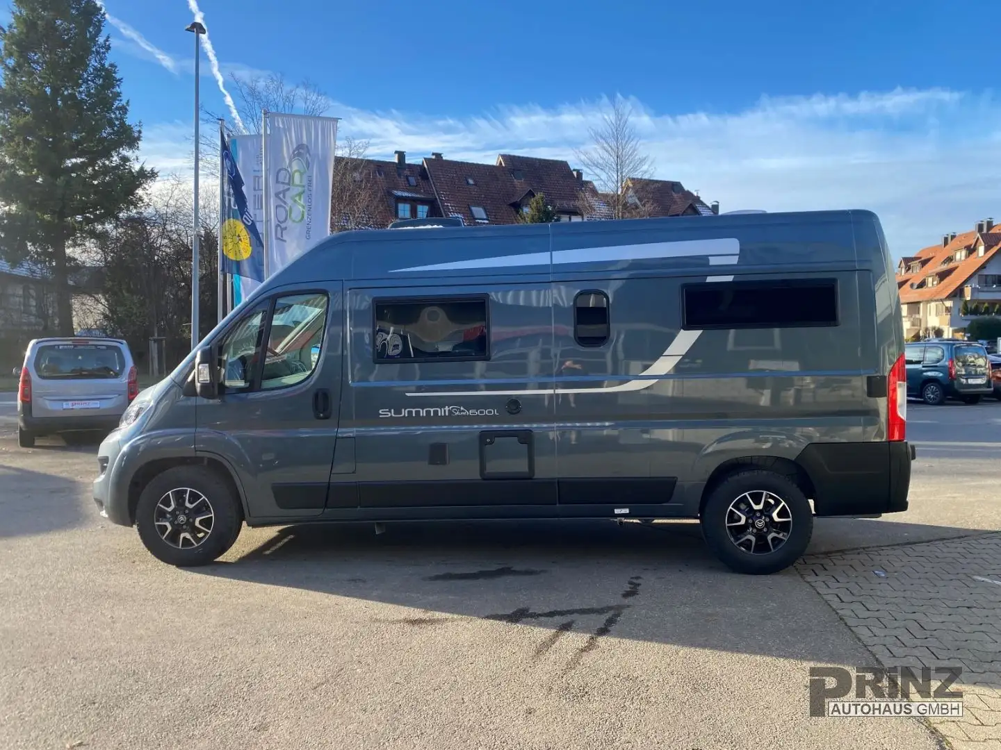 Pössl Summit 600 L Shine 140 PS*2.Batterie*Längsbetten Grau - 2