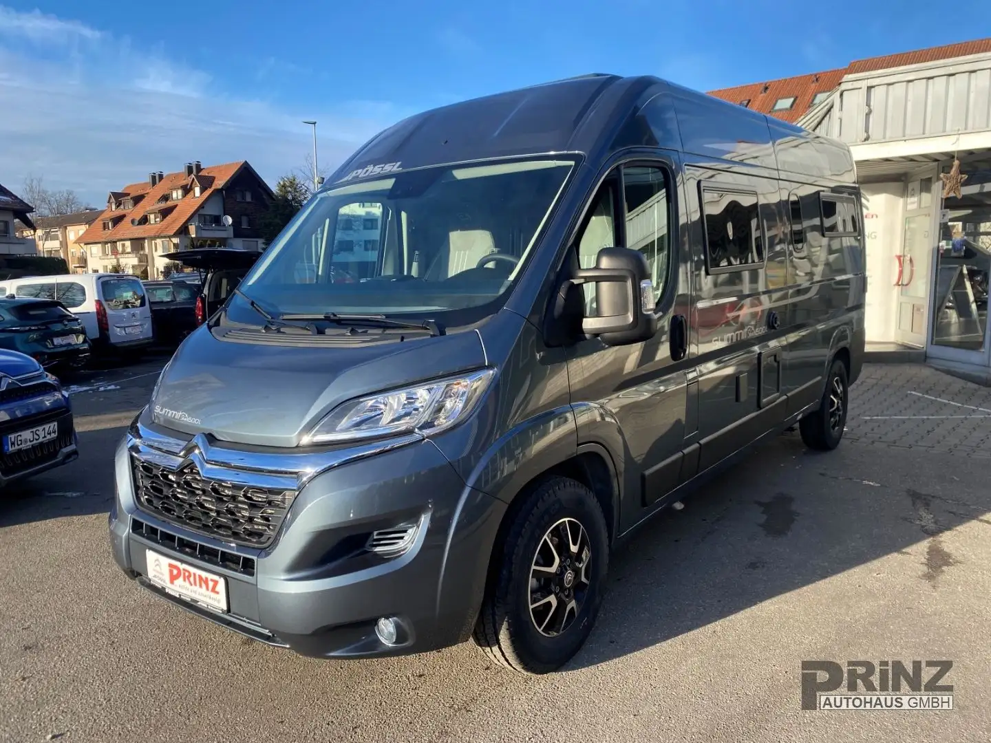 Pössl Summit 600 L Shine 140 PS*2.Batterie*Längsbetten Grau - 1