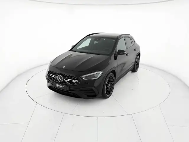 Mercedes-Benz GLA 200 200 d premium auto
