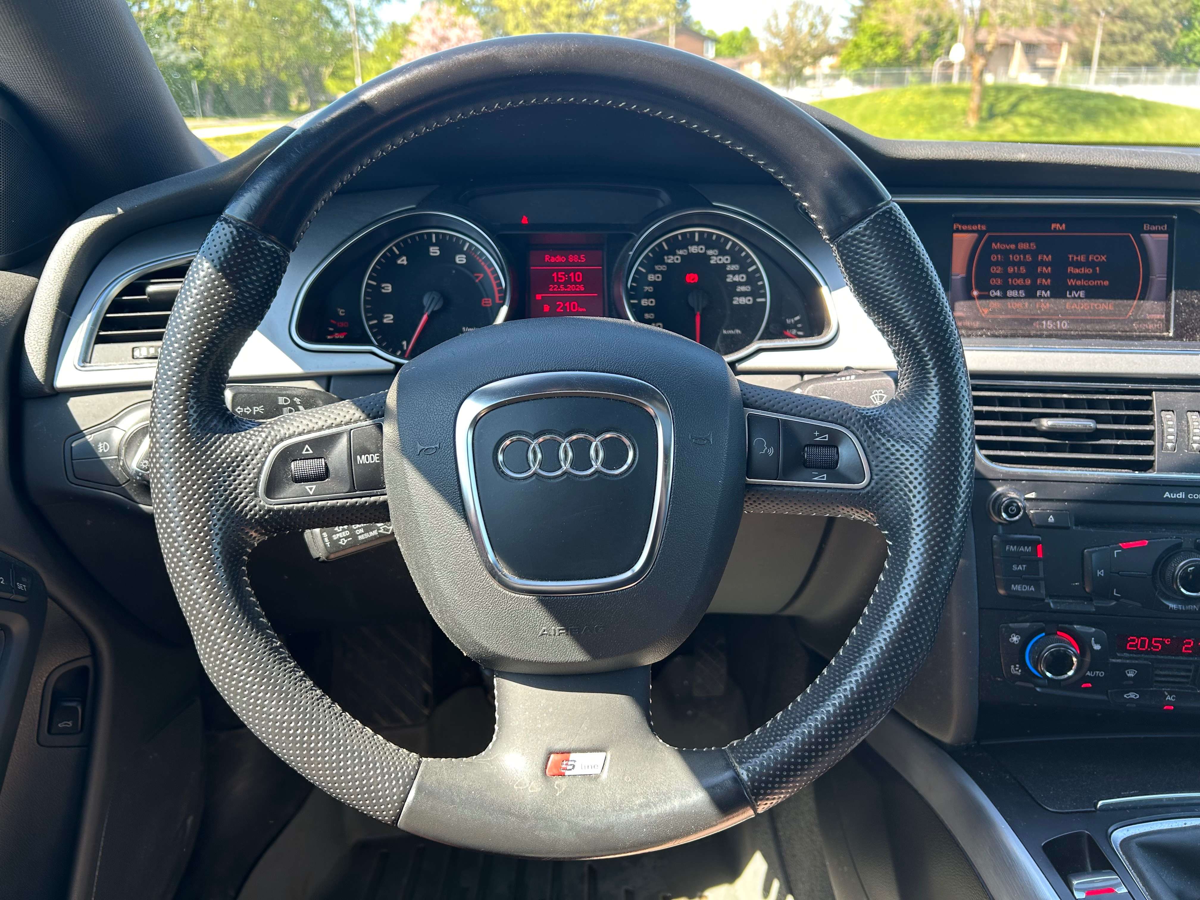 2011 Audi A5 Premium thumb 10