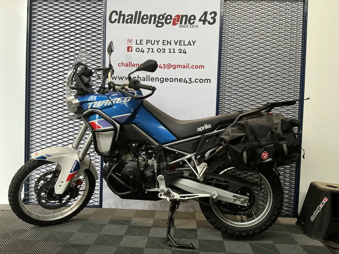 Aprilia Tuareg Kék - 1