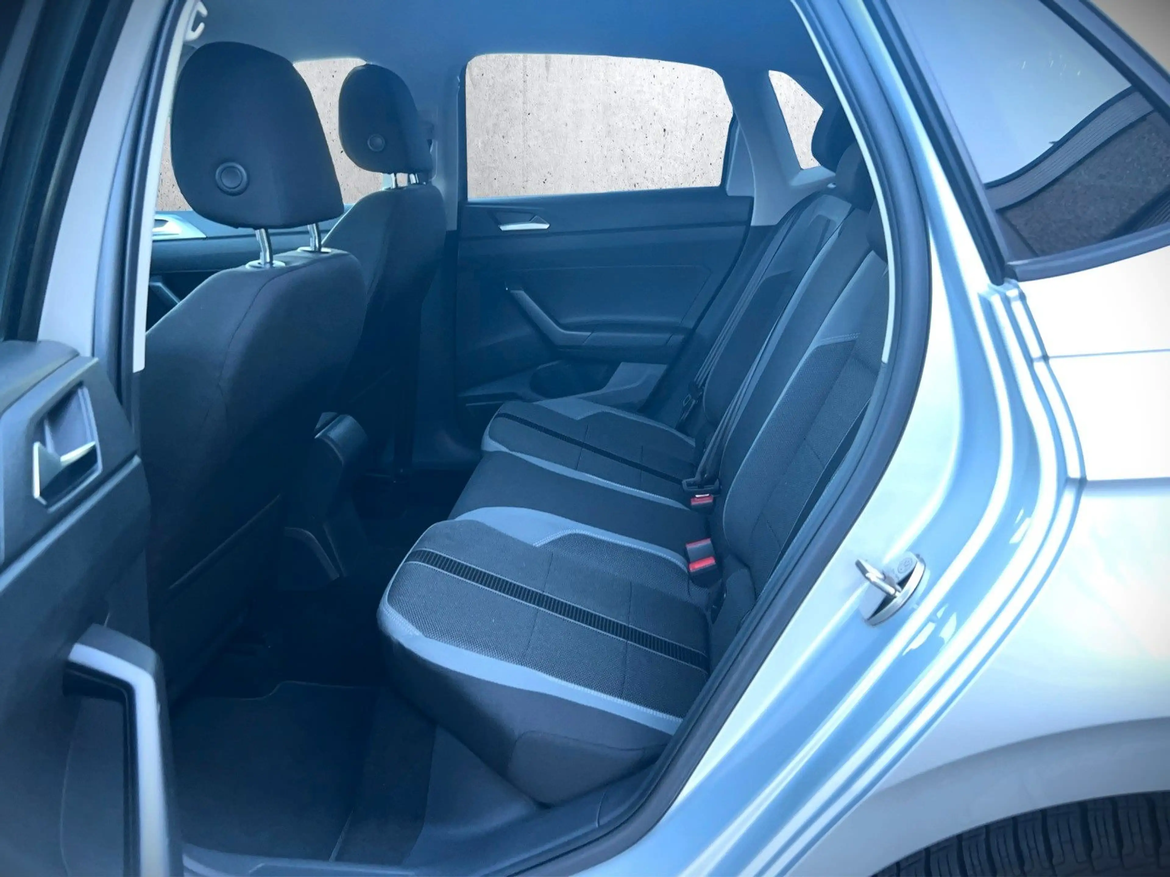 Volkswagen Polo POLO°HIGHLINE°AUT°RENTNR°51TKM°NAV°KAM°ACC°KEYLS — photo 13