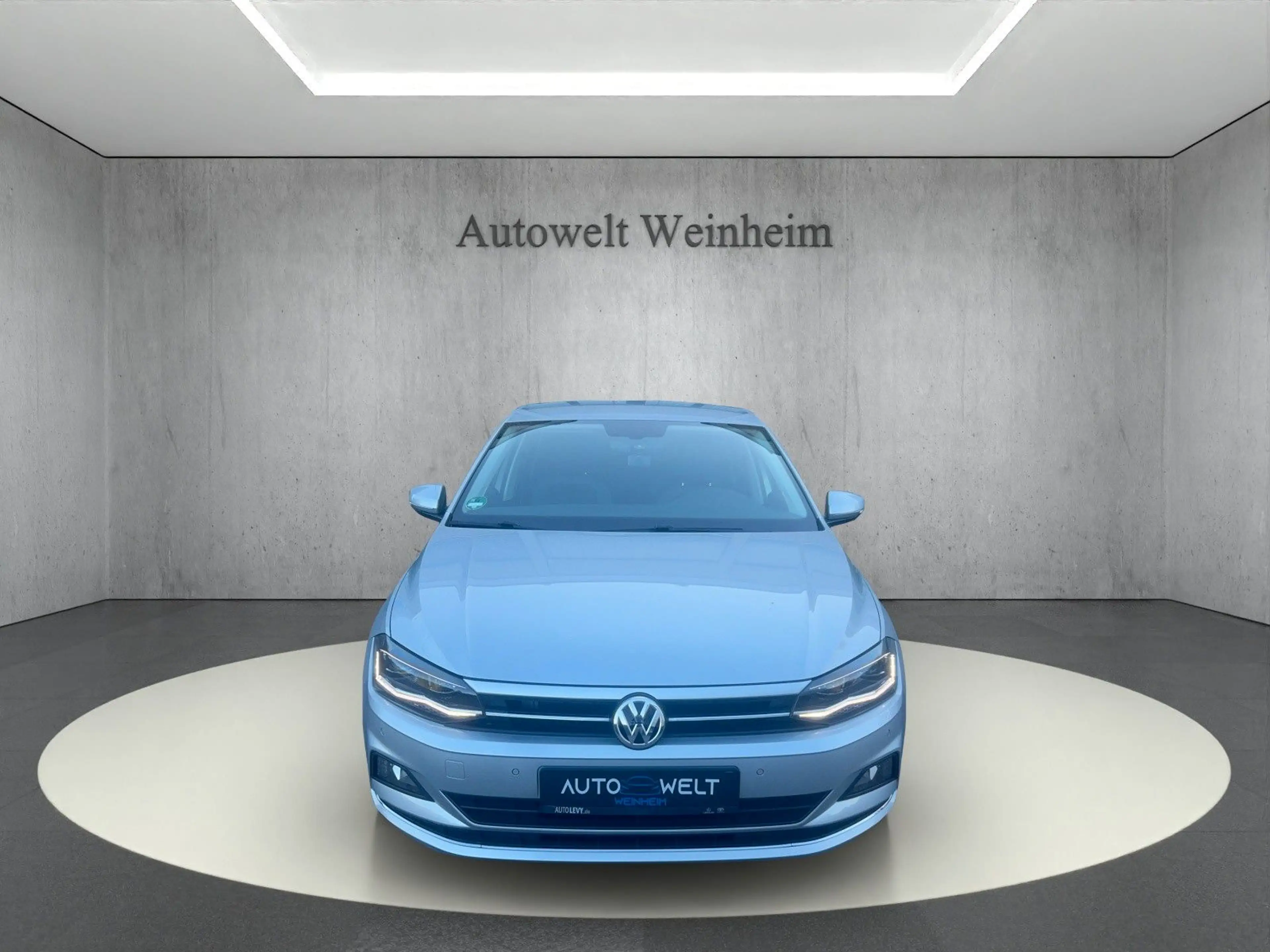 Volkswagen Polo POLO°HIGHLINE°AUT°RENTNR°51TKM°NAV°KAM°ACC°KEYLS — photo 2