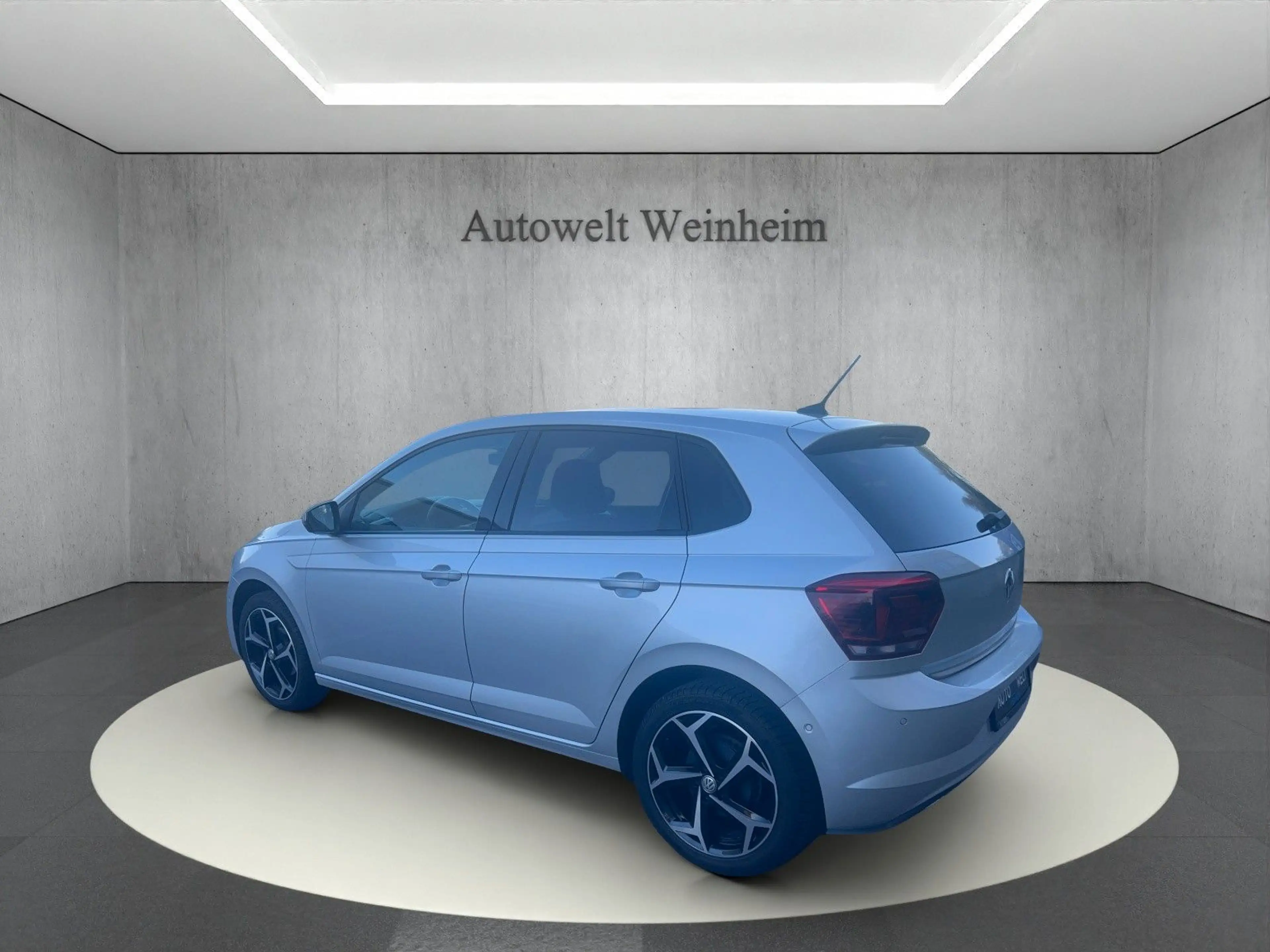Volkswagen Polo POLO°HIGHLINE°AUT°RENTNR°51TKM°NAV°KAM°ACC°KEYLS — photo 6