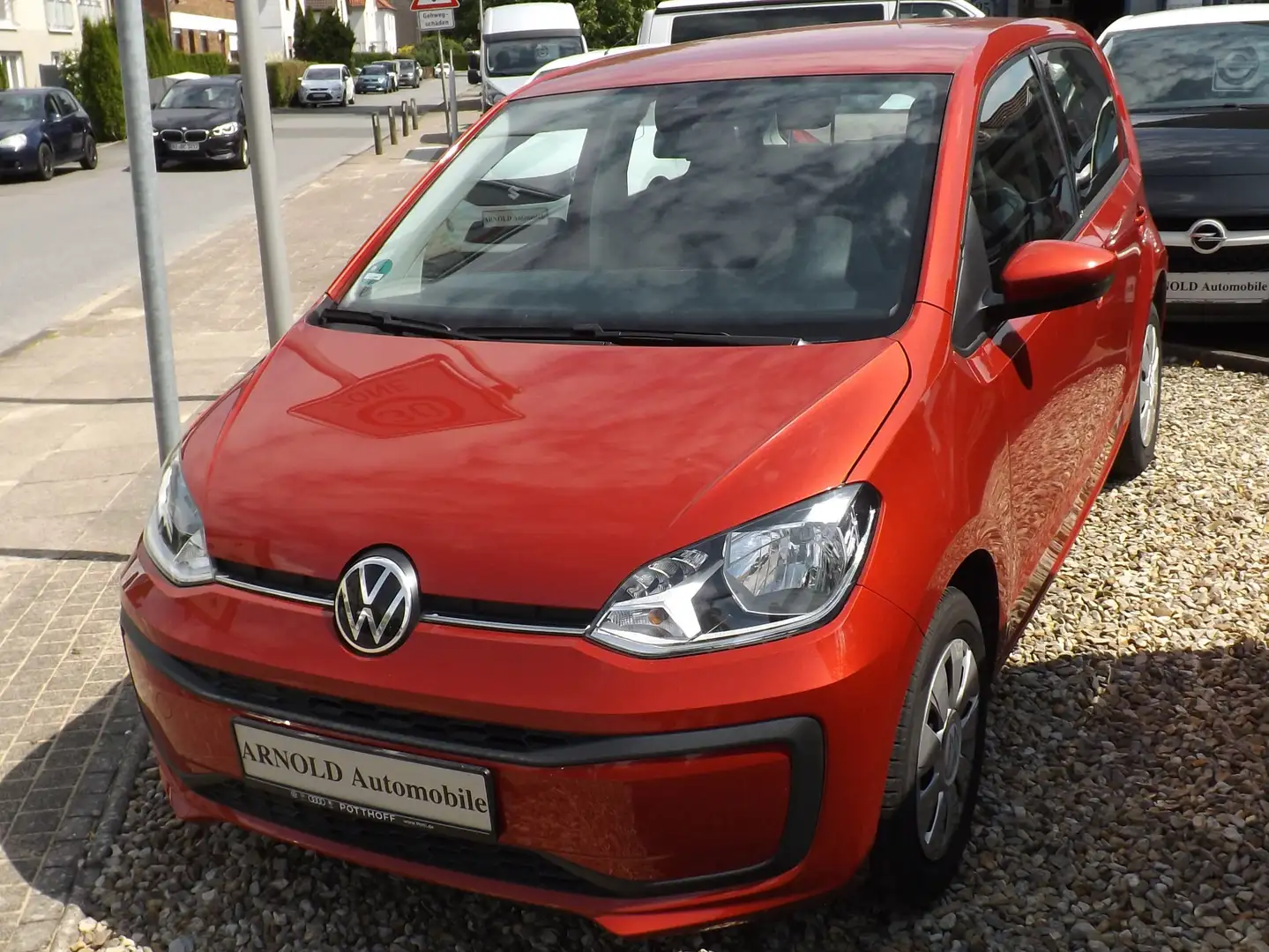 Volkswagen up! Basis // Klima // 5 - Türen  // 32.000 Km // Rouge - 1