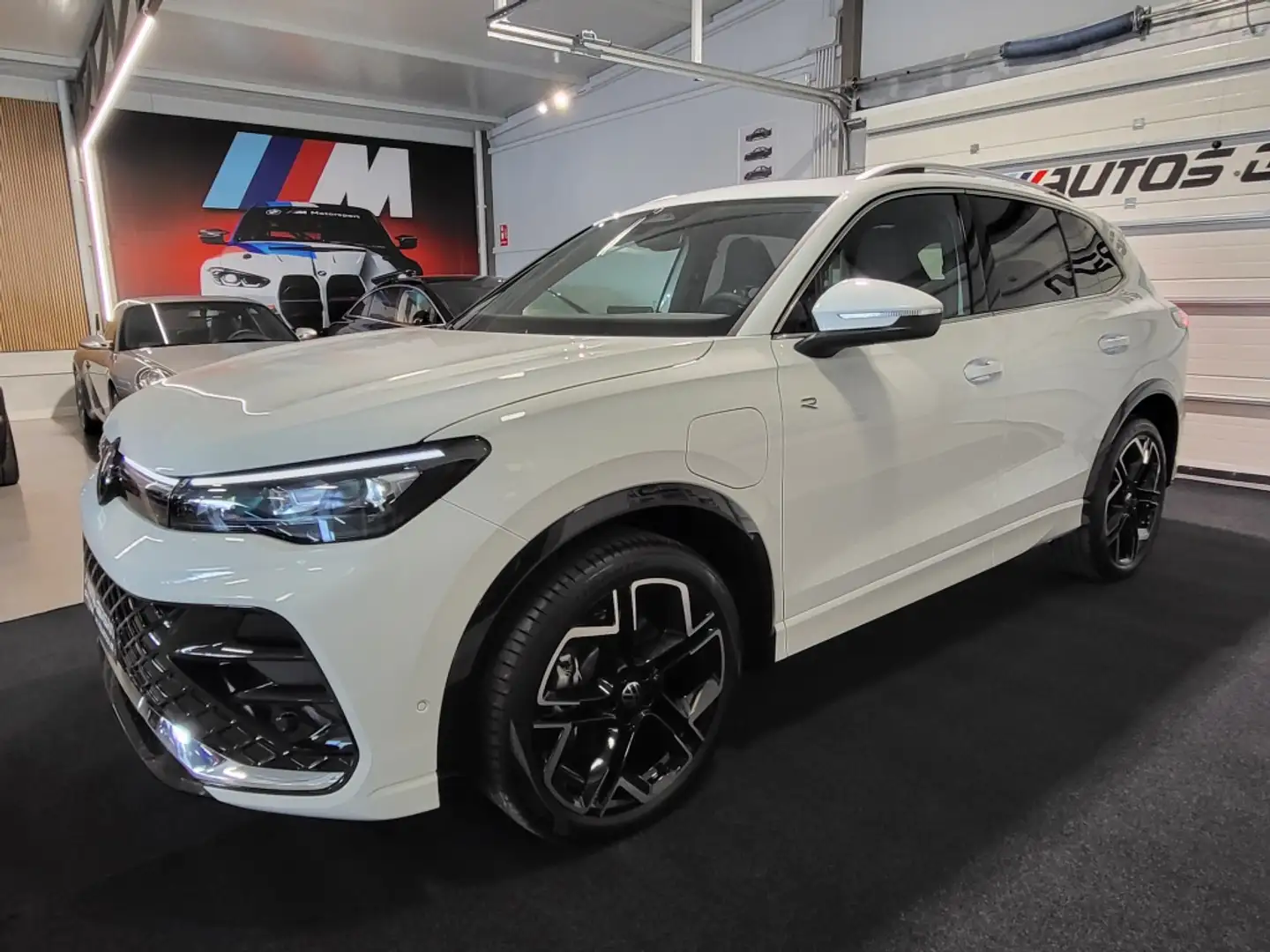 Volkswagen Tiguan 1.5 TSI eHybrid R-Line DSG 150kW Blanco - 1