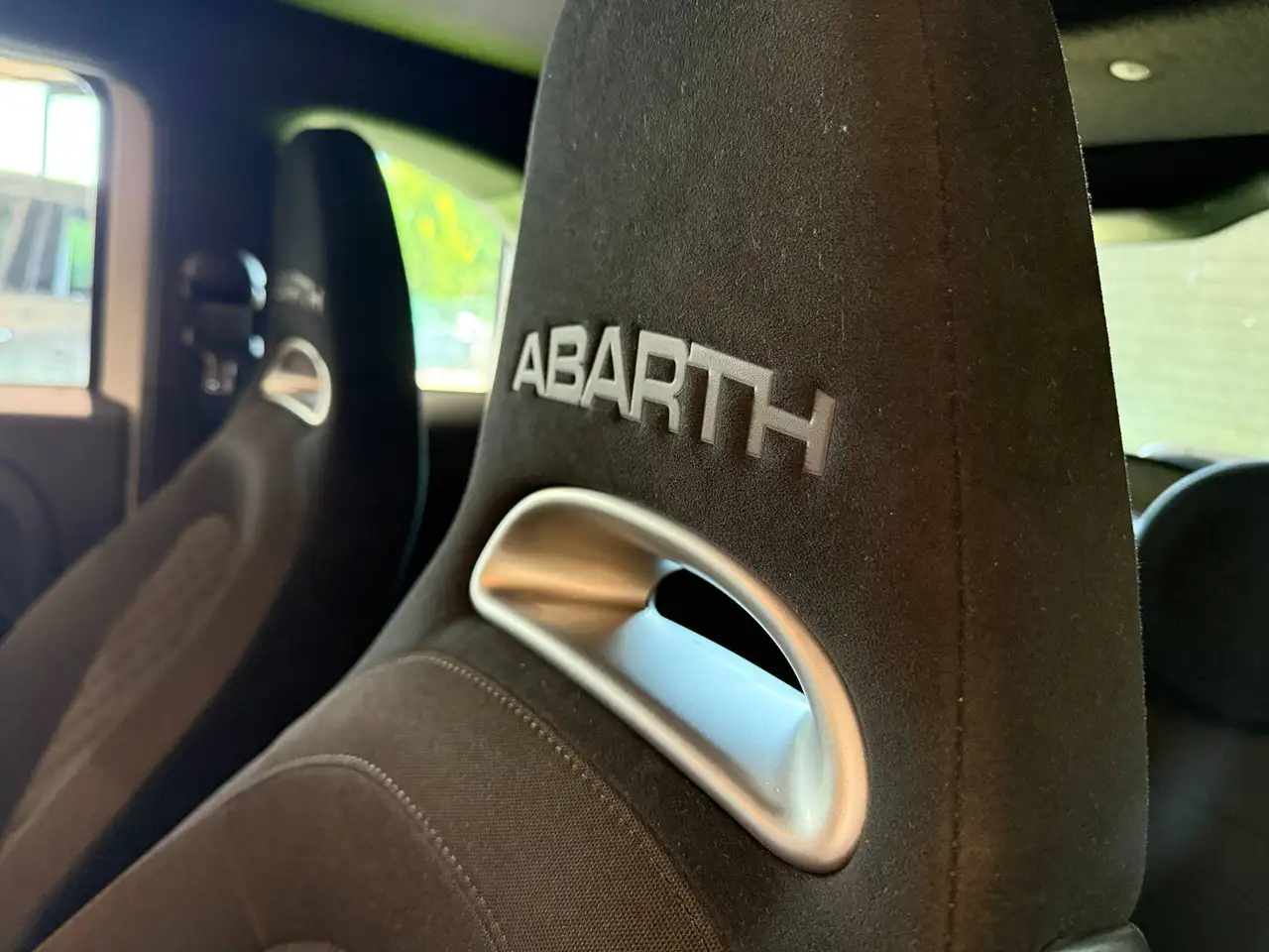 Abarth 595 2021 — фото 13
