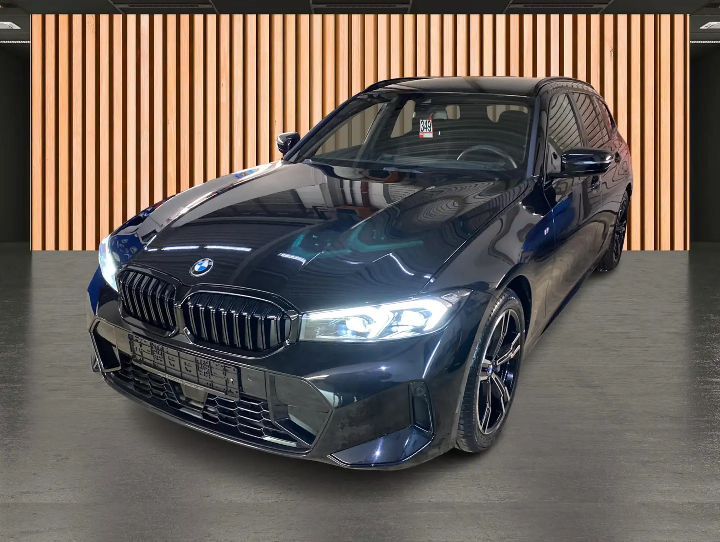 BMW 330 i Touring xDrive M Sport*ACC*HiFi*Kamera* Noir - 2