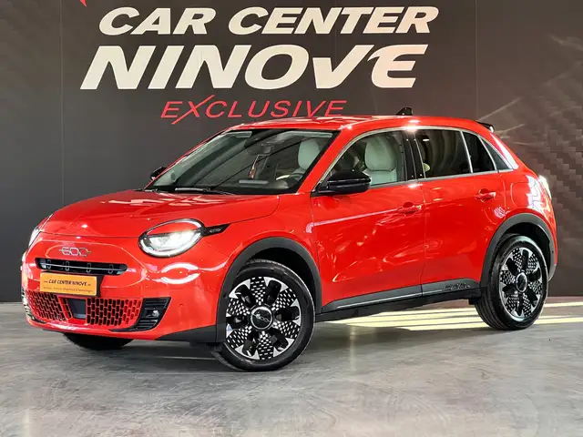 Fiat 600 Hybrid La Prima / Navigatie / Massage / Camera