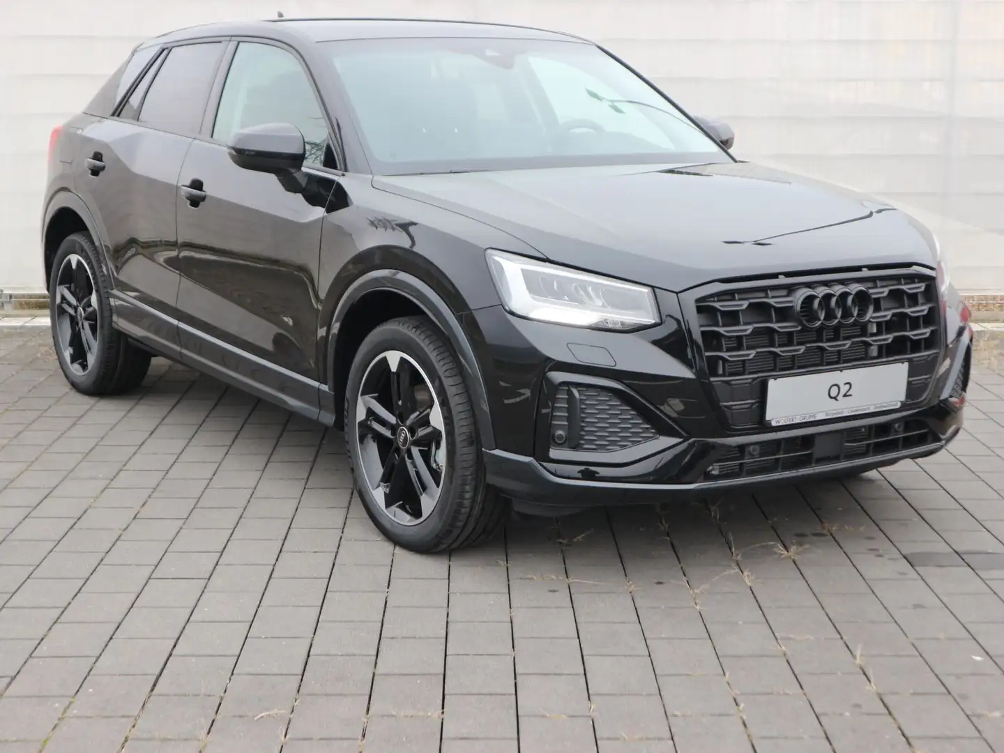Audi Q2 advanced 35 TFSI S tronic*AHK*LED*NAVI*ACC* Schwarz - 2