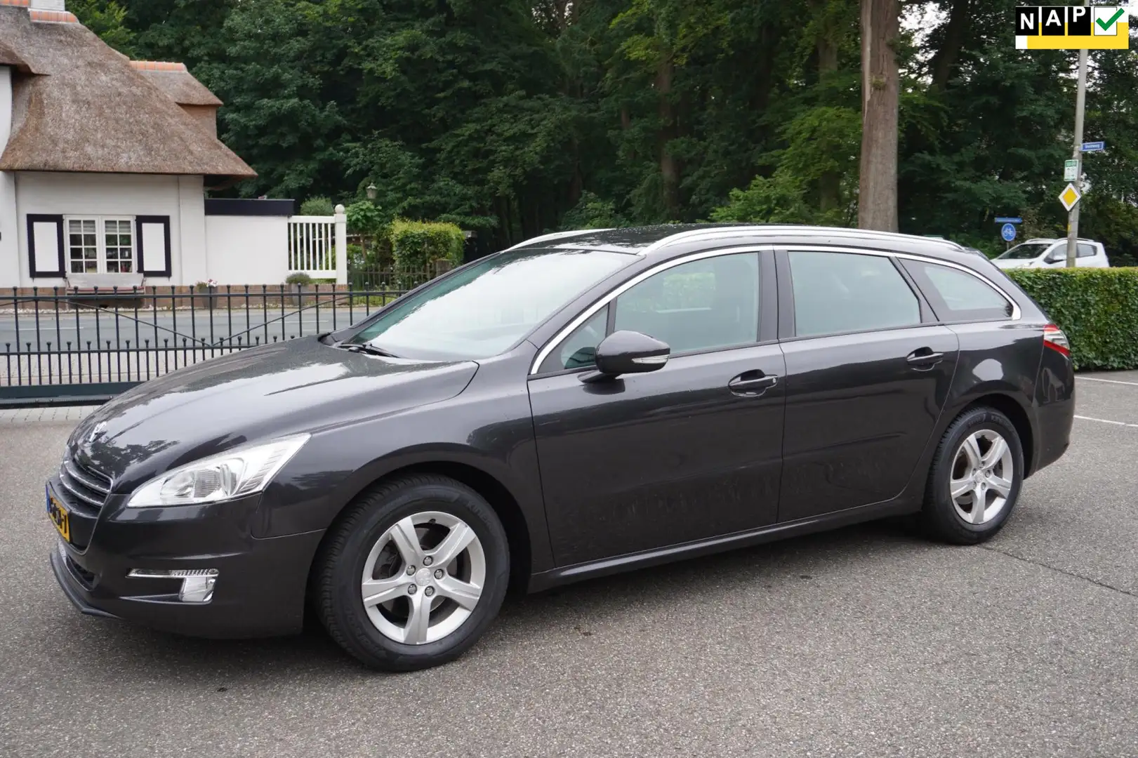 Peugeot 508 SW 1.6 THP Blue Lease Executive Navi Lm Velgen Gri - 1