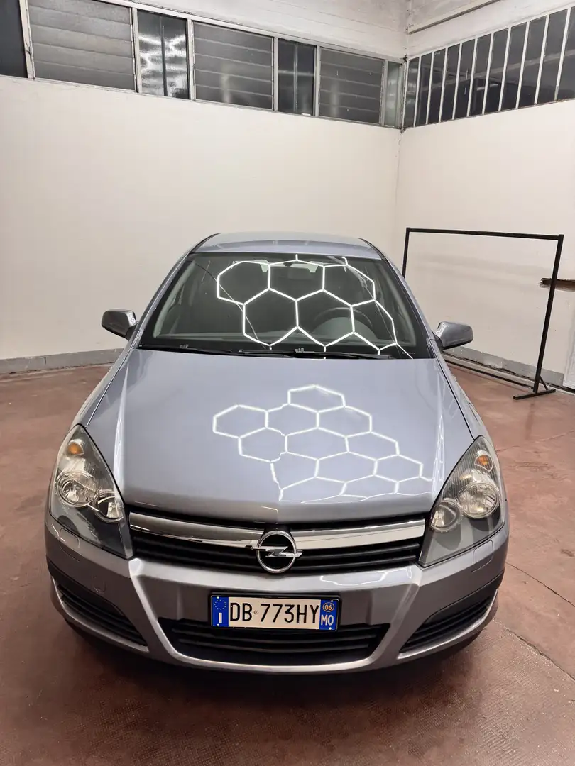 Opel Astra 5p 1.4 twinport Club - 2