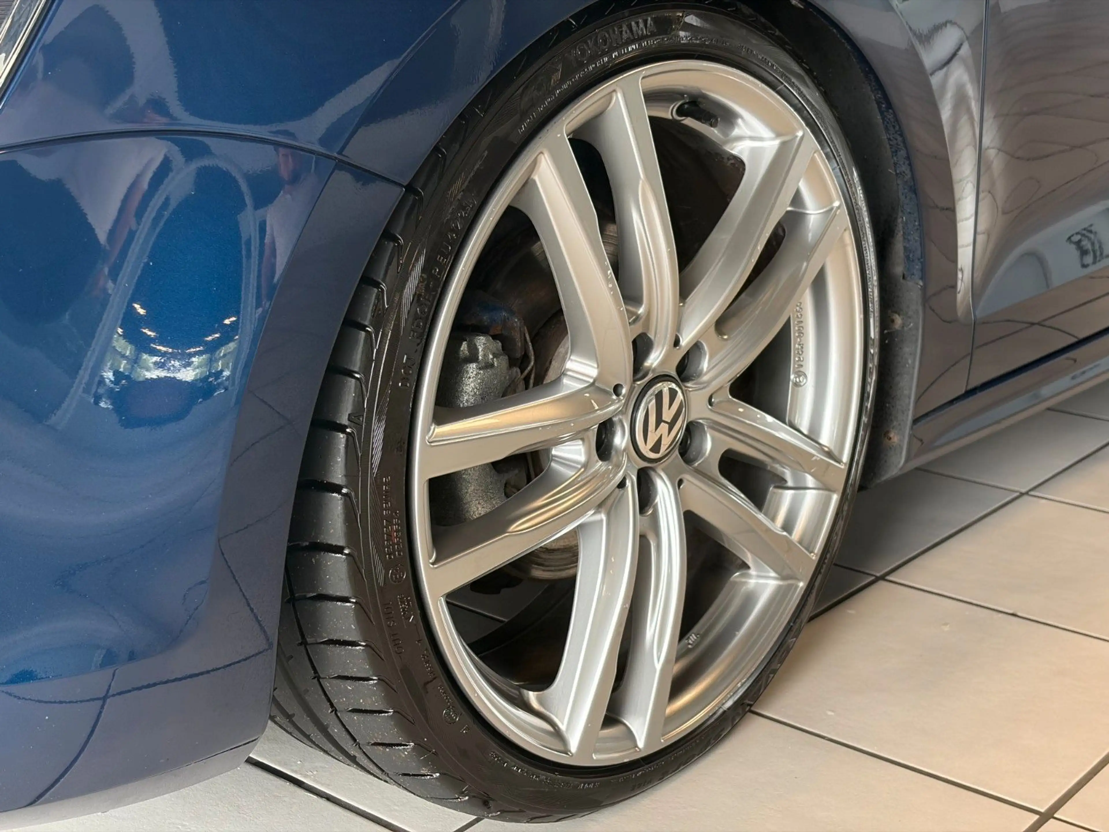 Volkswagen Jetta VI 2.0 TDI Highline · Apple CarPlay·Leder — photo 10