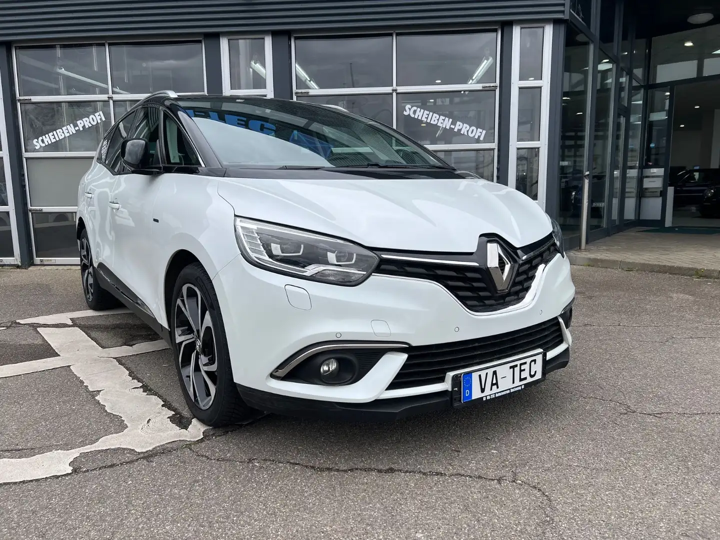 Renault Scenic IV Grand BOSE Edition Schwarz - 2