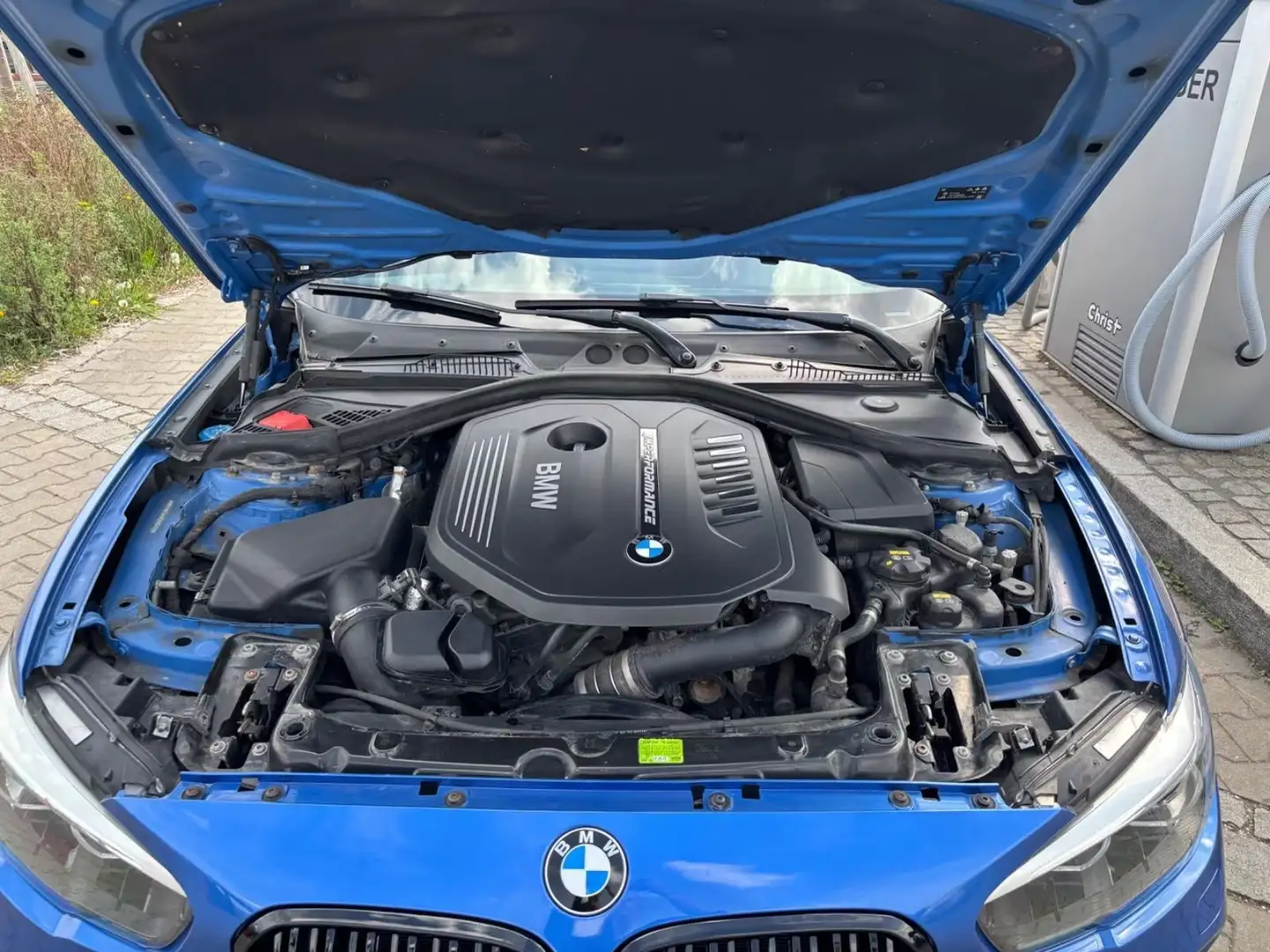 BMW 140 M140 i xDrive Special Edition Blau - 2