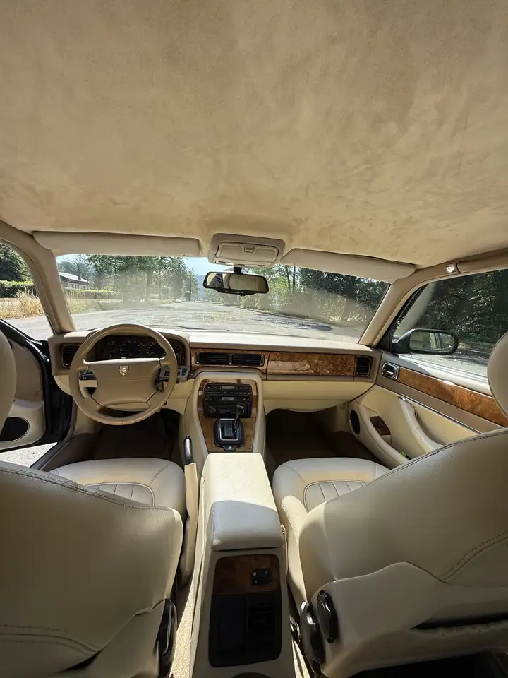 Jaguar XJ6 3.2i, foto 10