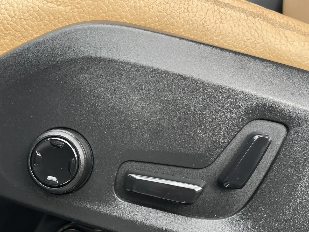 Volvo XC90 снимка Volvo XC90
