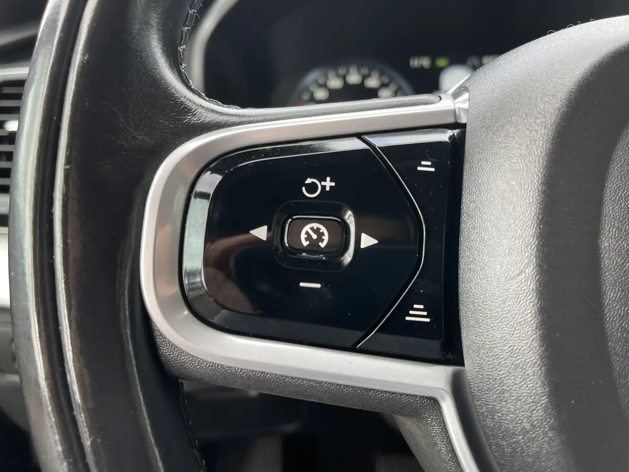 Volvo XC90 снимка Volvo XC90
