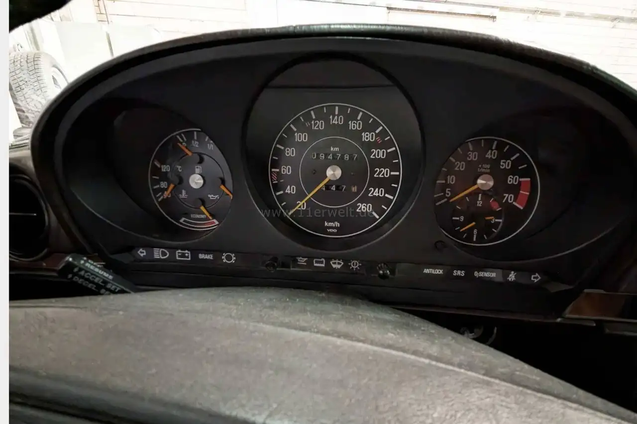 Mercedes-Benz SL 560, foto 8