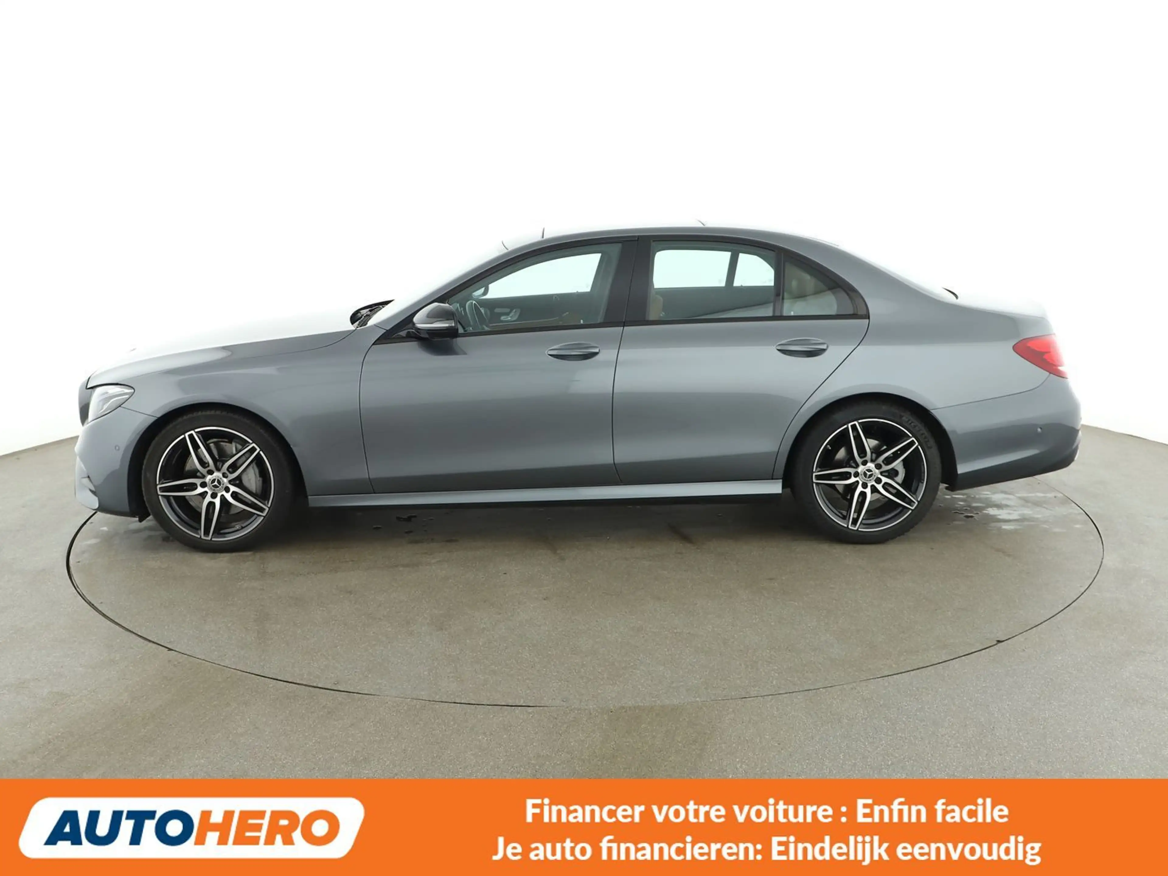 Mercedes-Benz E 250 E 250 AMG Line — photo 3