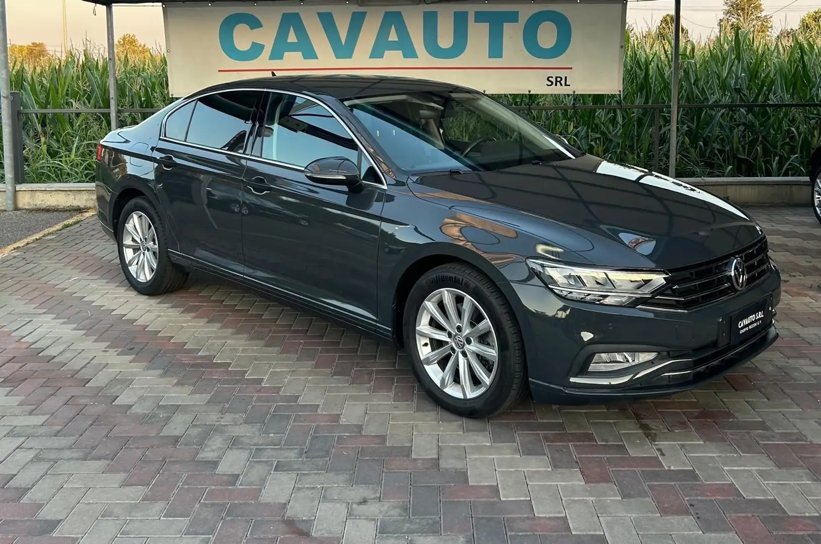 Volkswagen Passat Passat 1.6 TDI SCR DSG Business BMT Grigio - 1