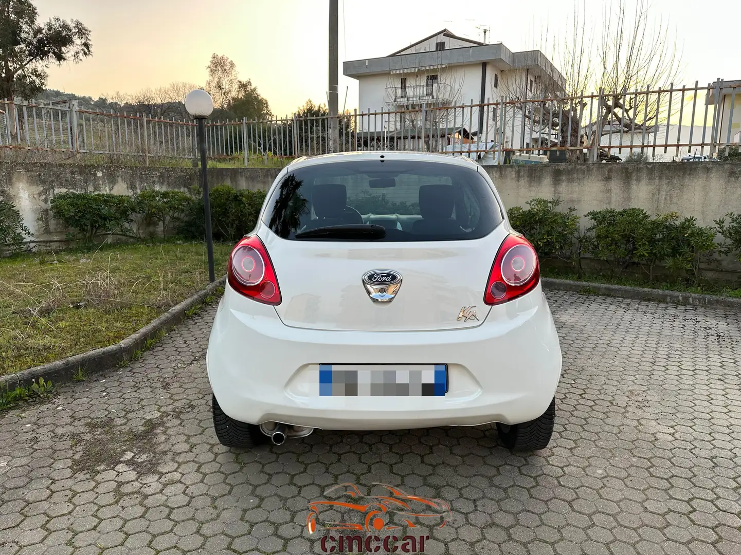 Ford Ka/Ka+ Ka 1.2 Titanium 69cv Weiß - 2