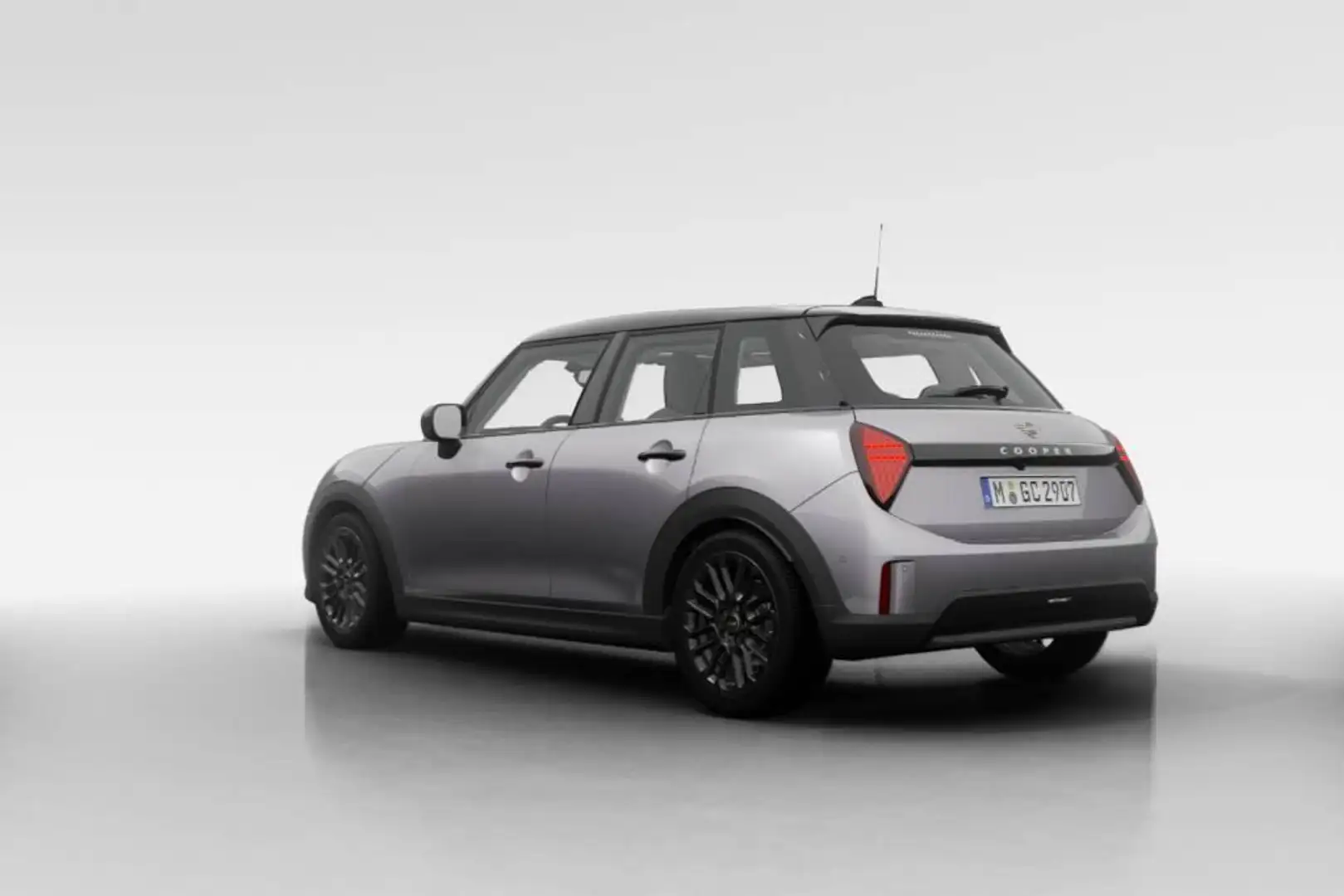 MINI Cooper 5-deurs Classic XS Zilver - 2